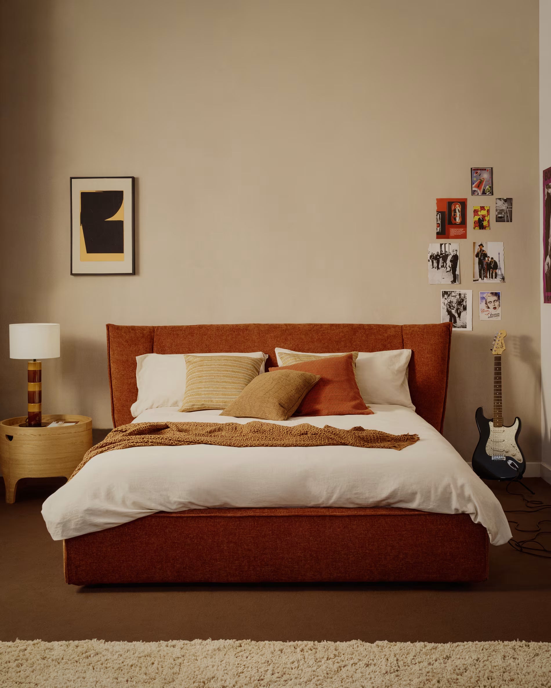 ARVIAN bed with storage for bedding, brick chenille