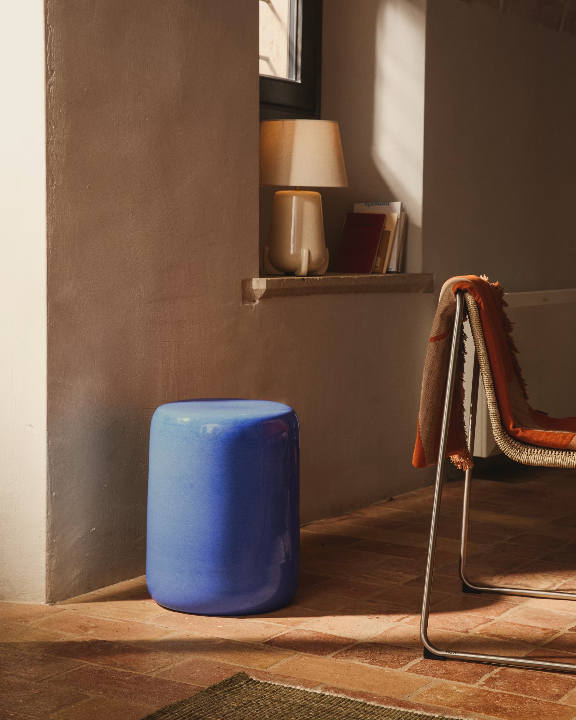 MESQUIDA Blue Side Table