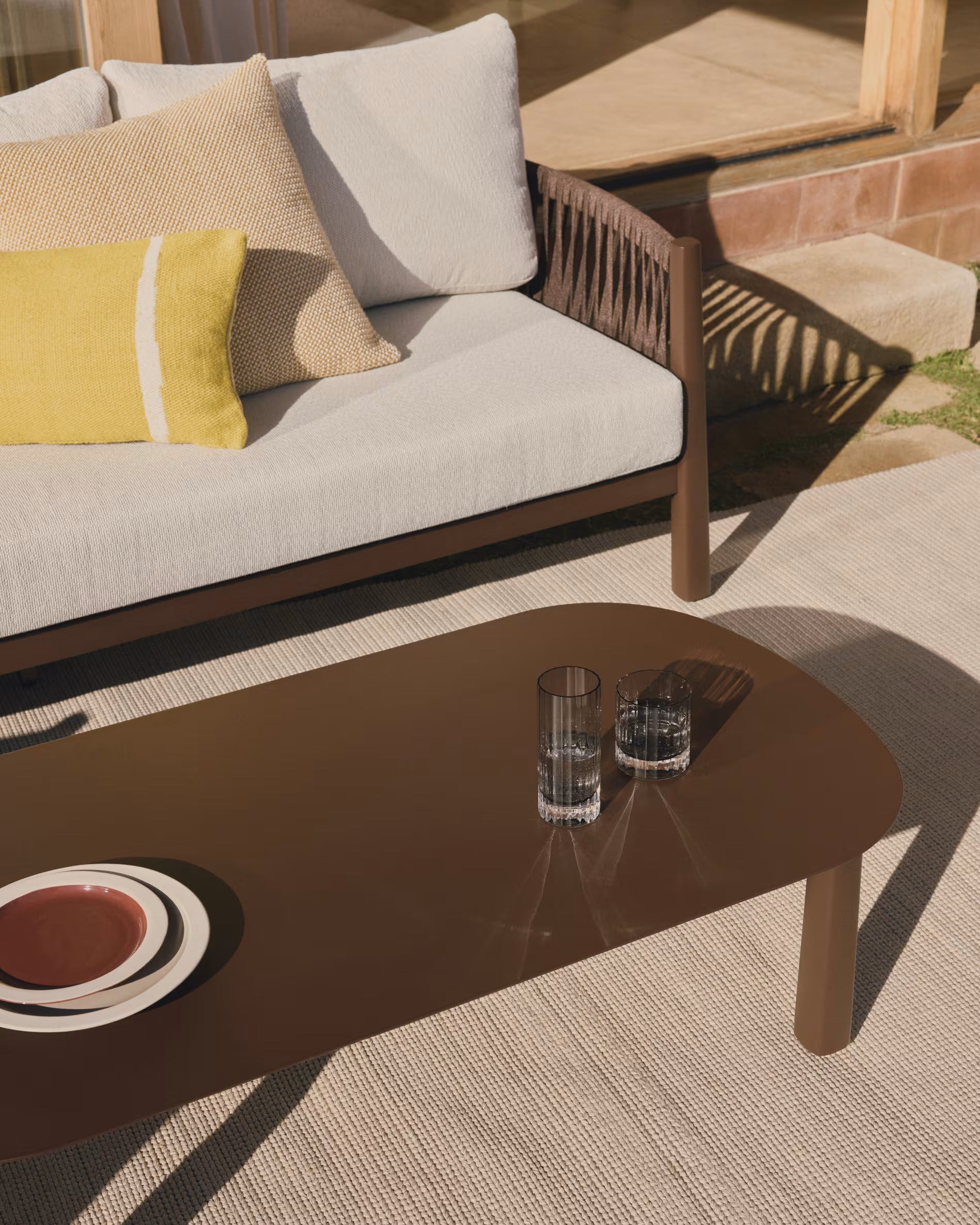Gartenmöbelset ALERIA beige mit dunklem Gestell