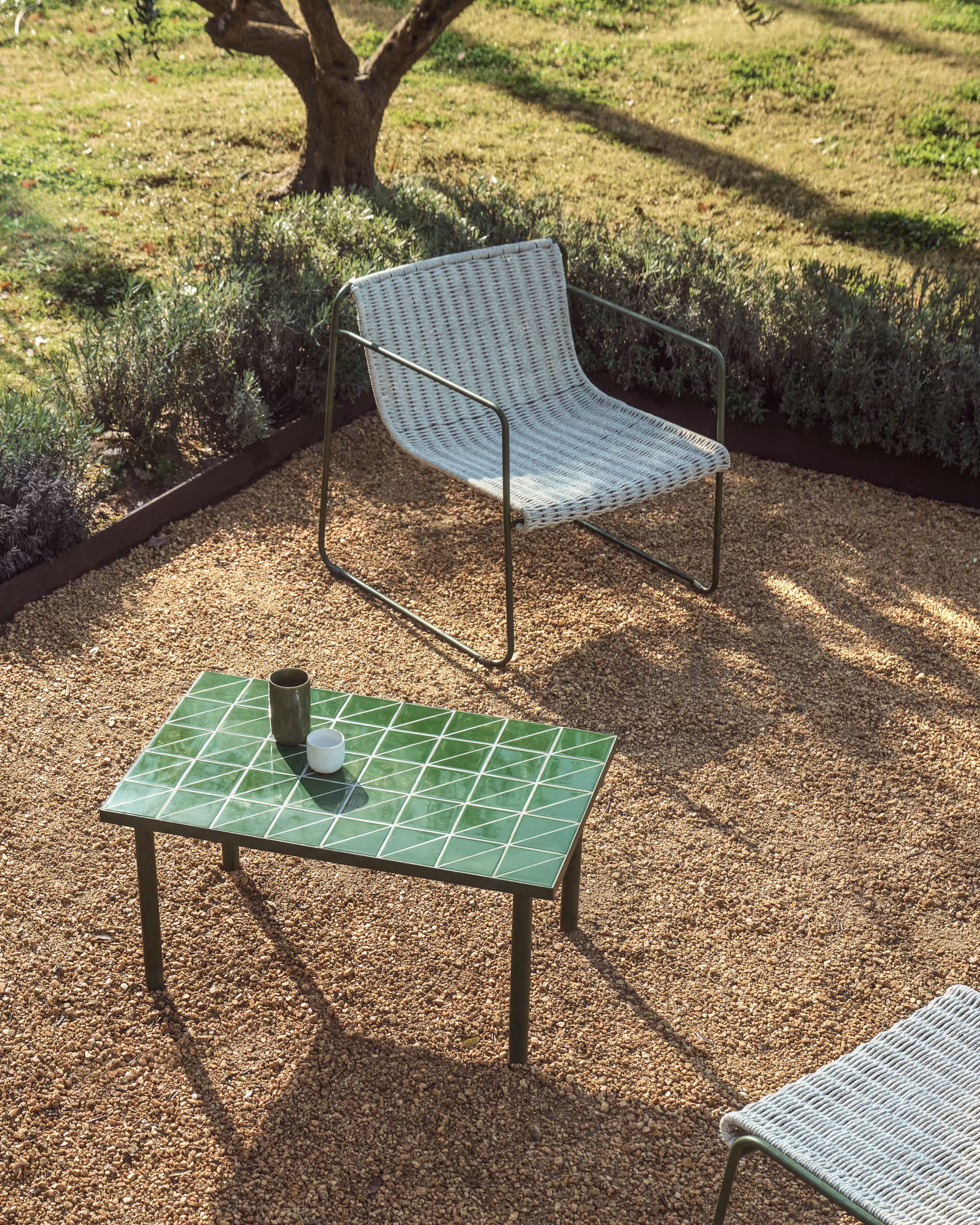 MAURINA green garden coffee table