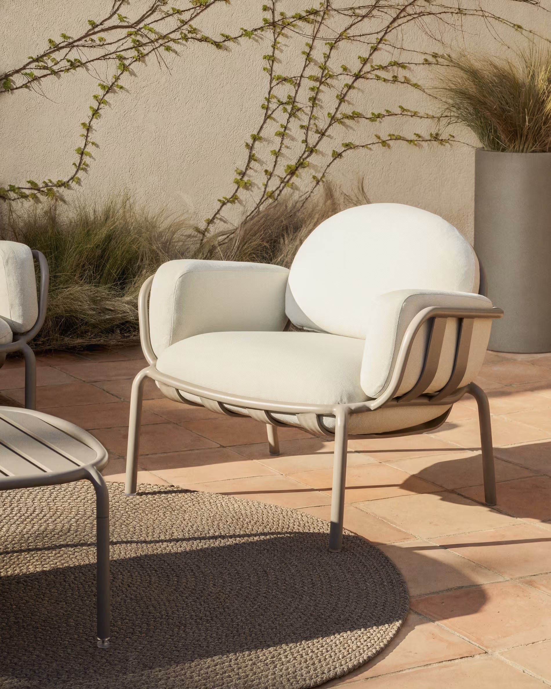 Beige Outdoor Round Rug DESPAS