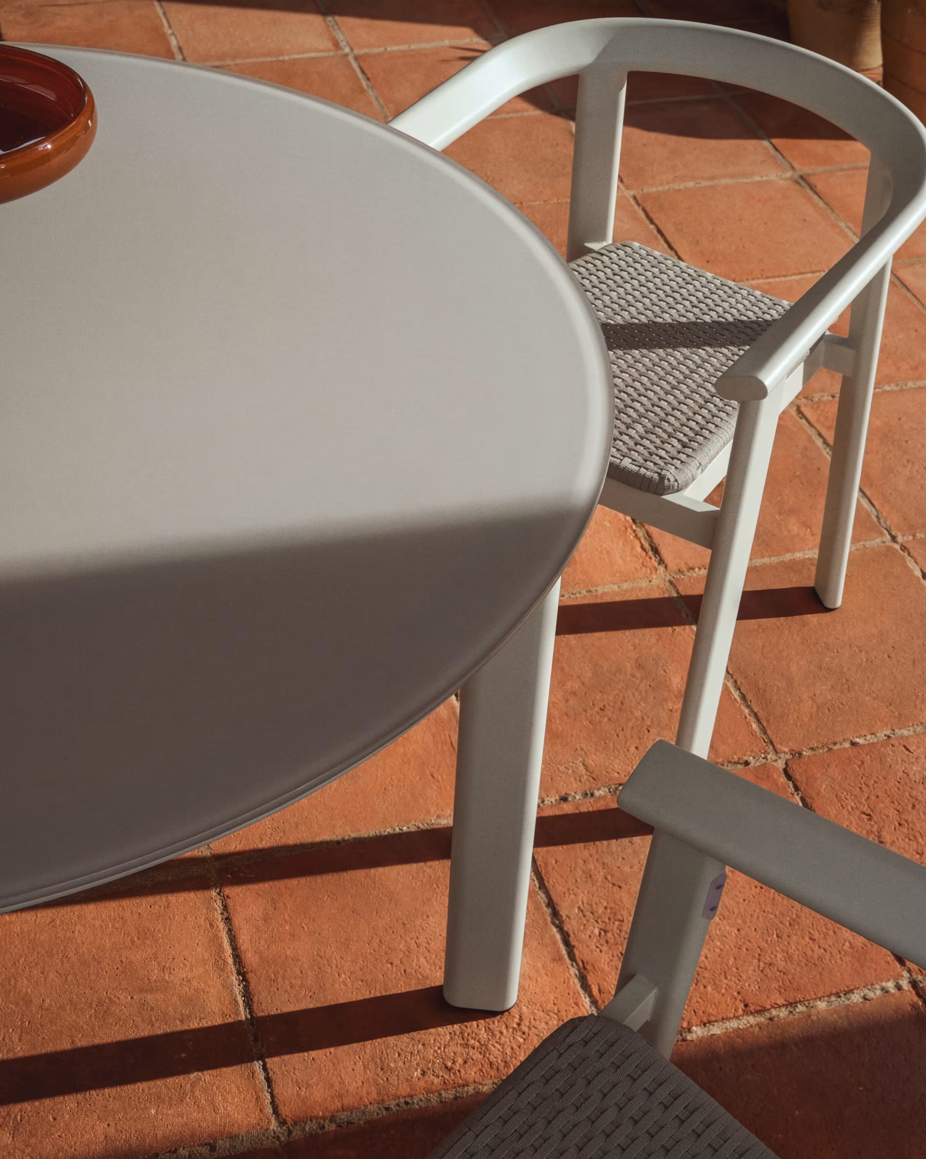 Runder Gartentisch ERICE ecru