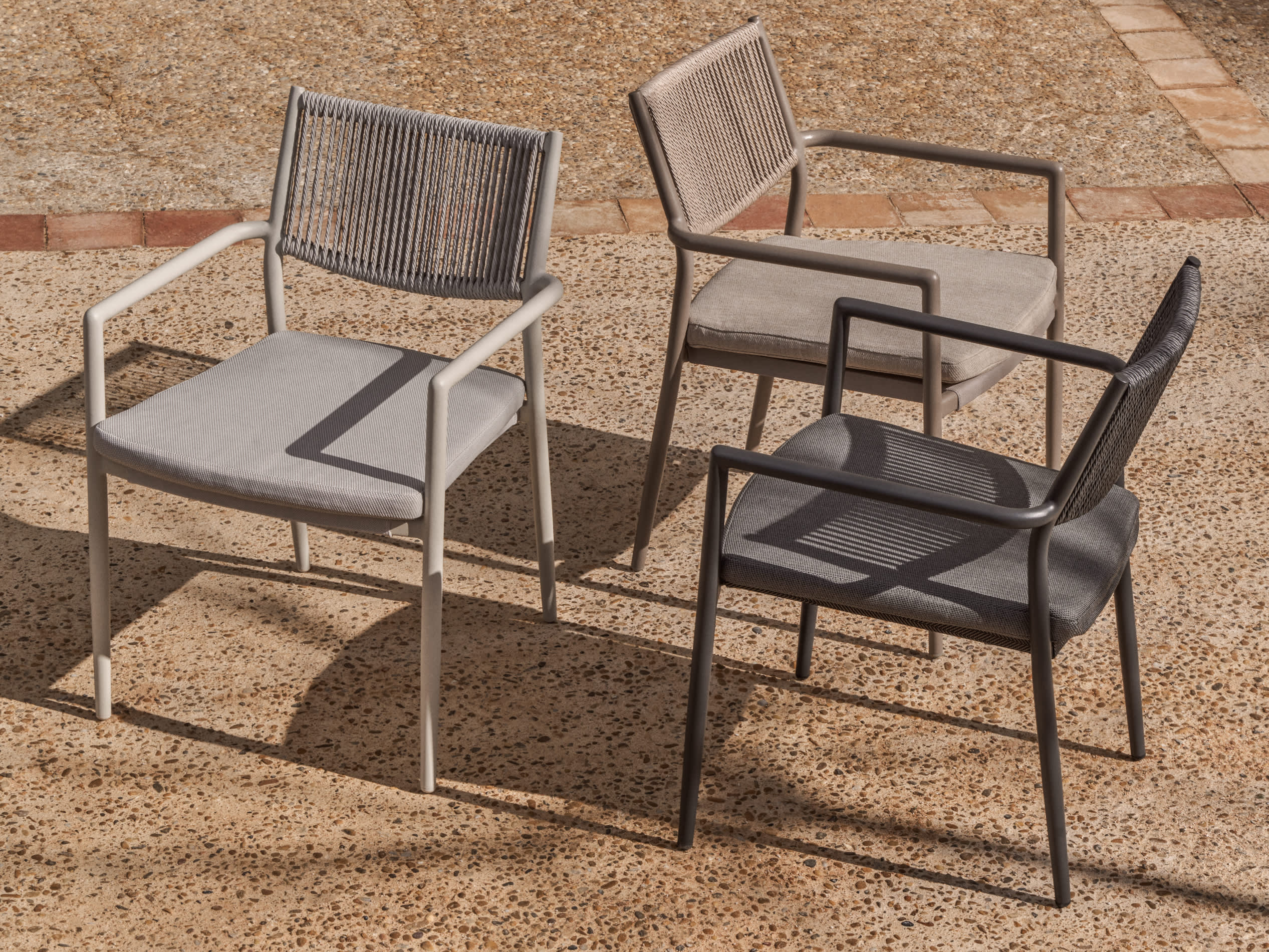 ARGASI garden chair in gray-beige