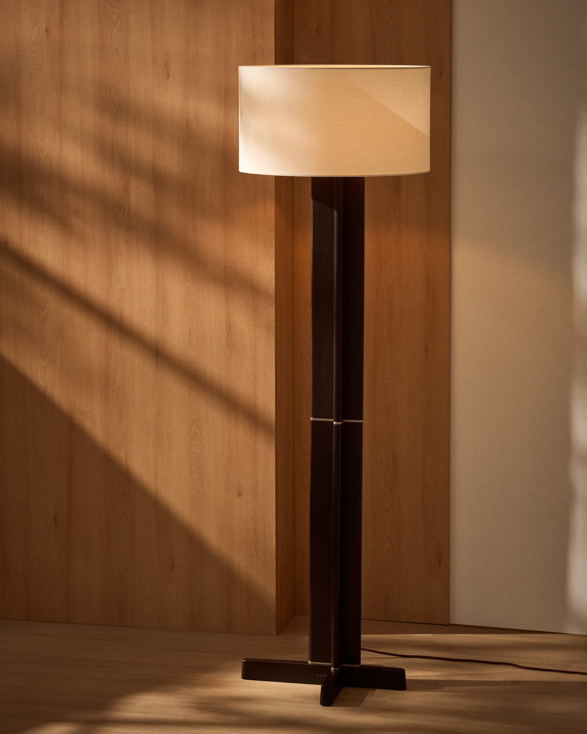 NIANI Floor Lamp in Gray with Dark Wooden Base