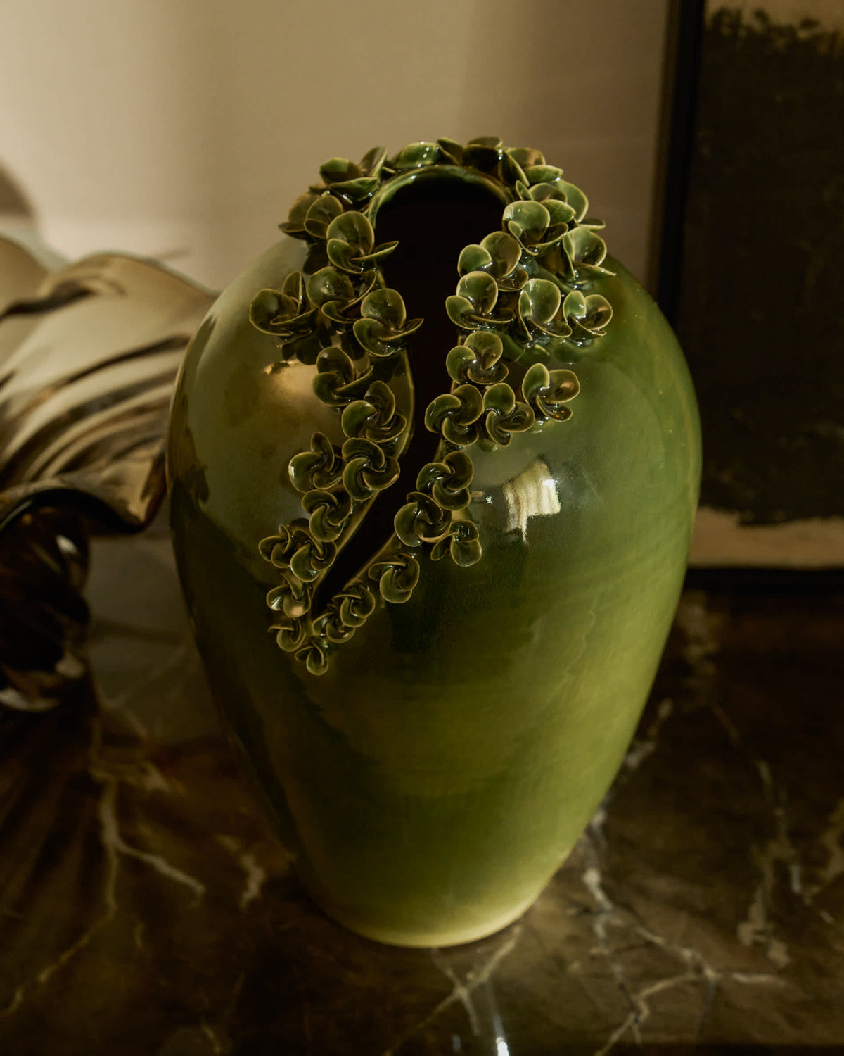 Wazon EDERIA oliwkowy ceramiczny – ujęcie 2
