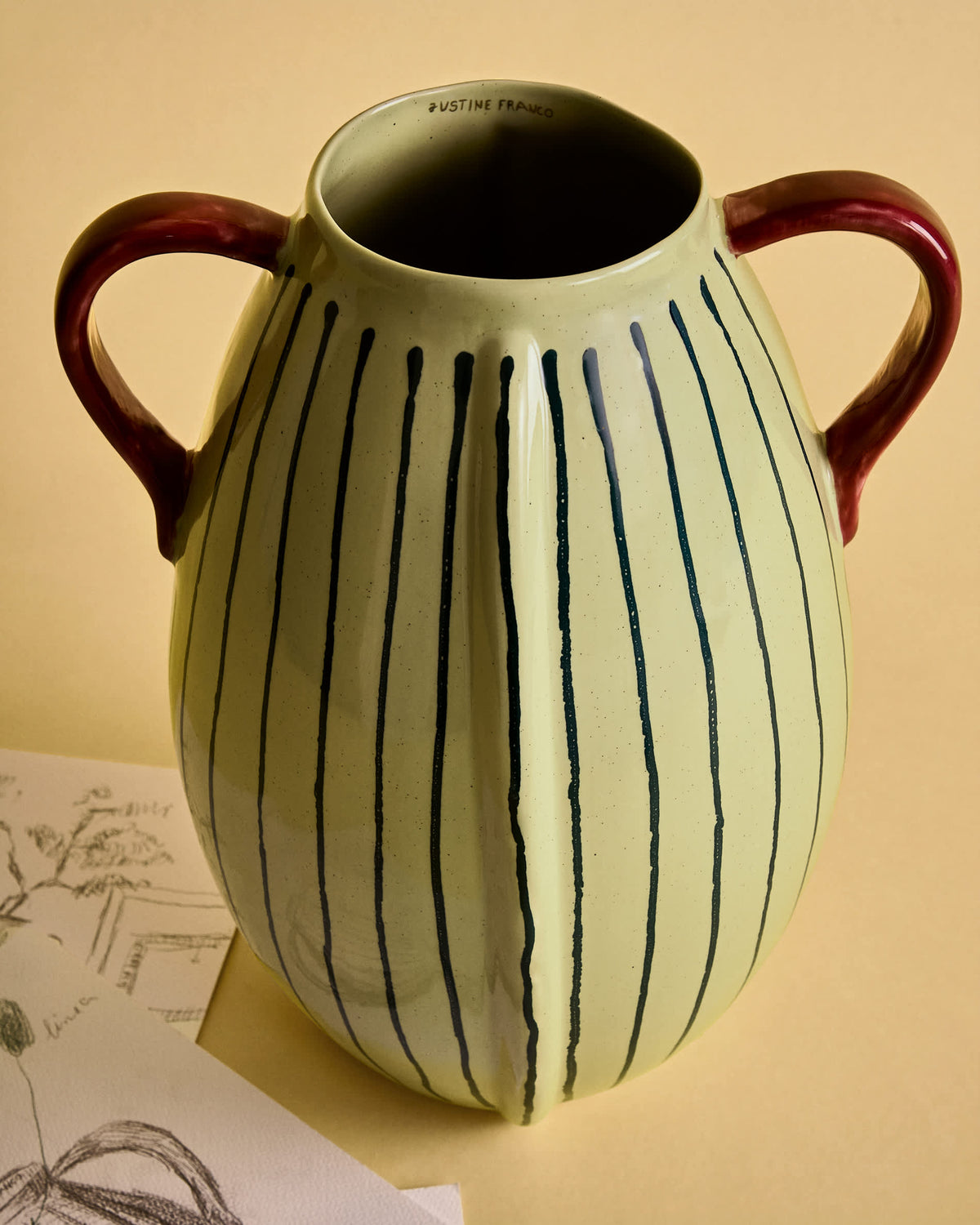 Wazon JUSTINE FRANCO zielony z czerwonym ceramiczny – ujęcie 4