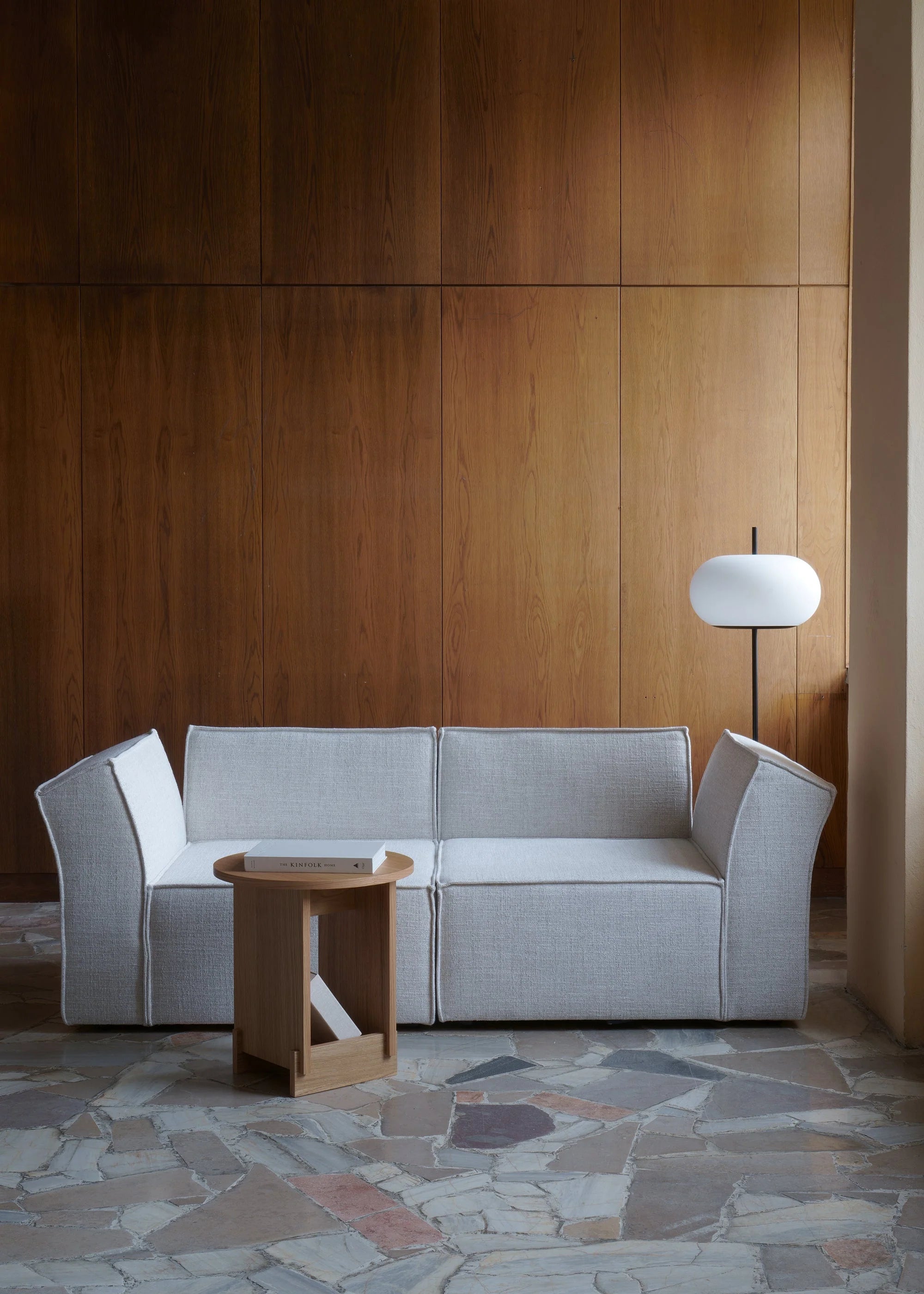 Modulsofa ANDO - linkes Element in hellgrauem Boucle