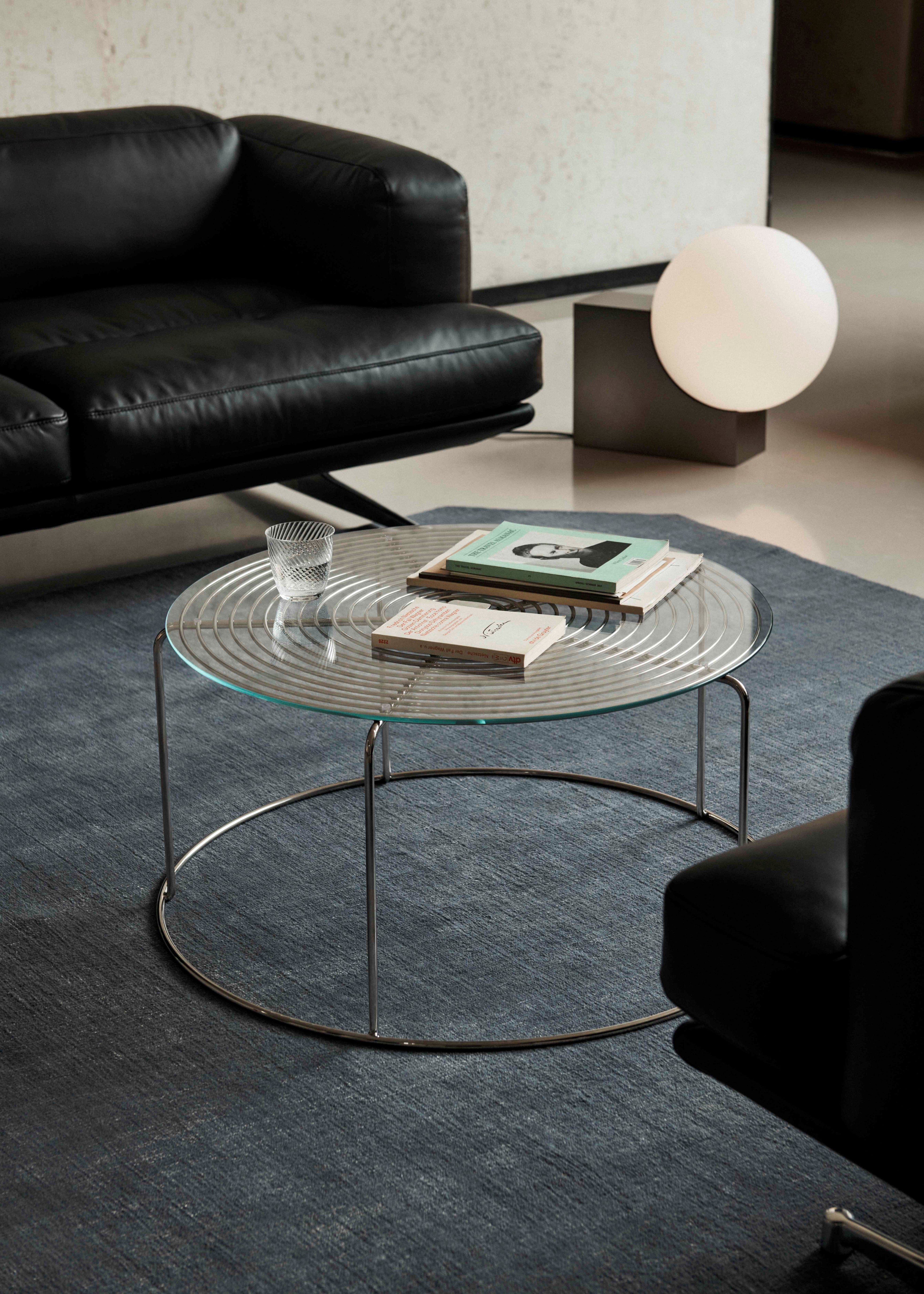 Couchtisch WIRE VP17 mit Glasplatte und polierter Stahlbasis