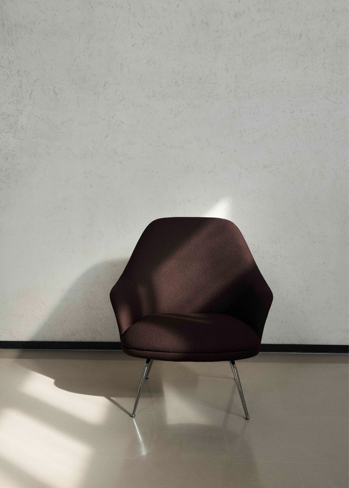 Sessel RELY HW140 gepolstert mit schwarzem Gestell