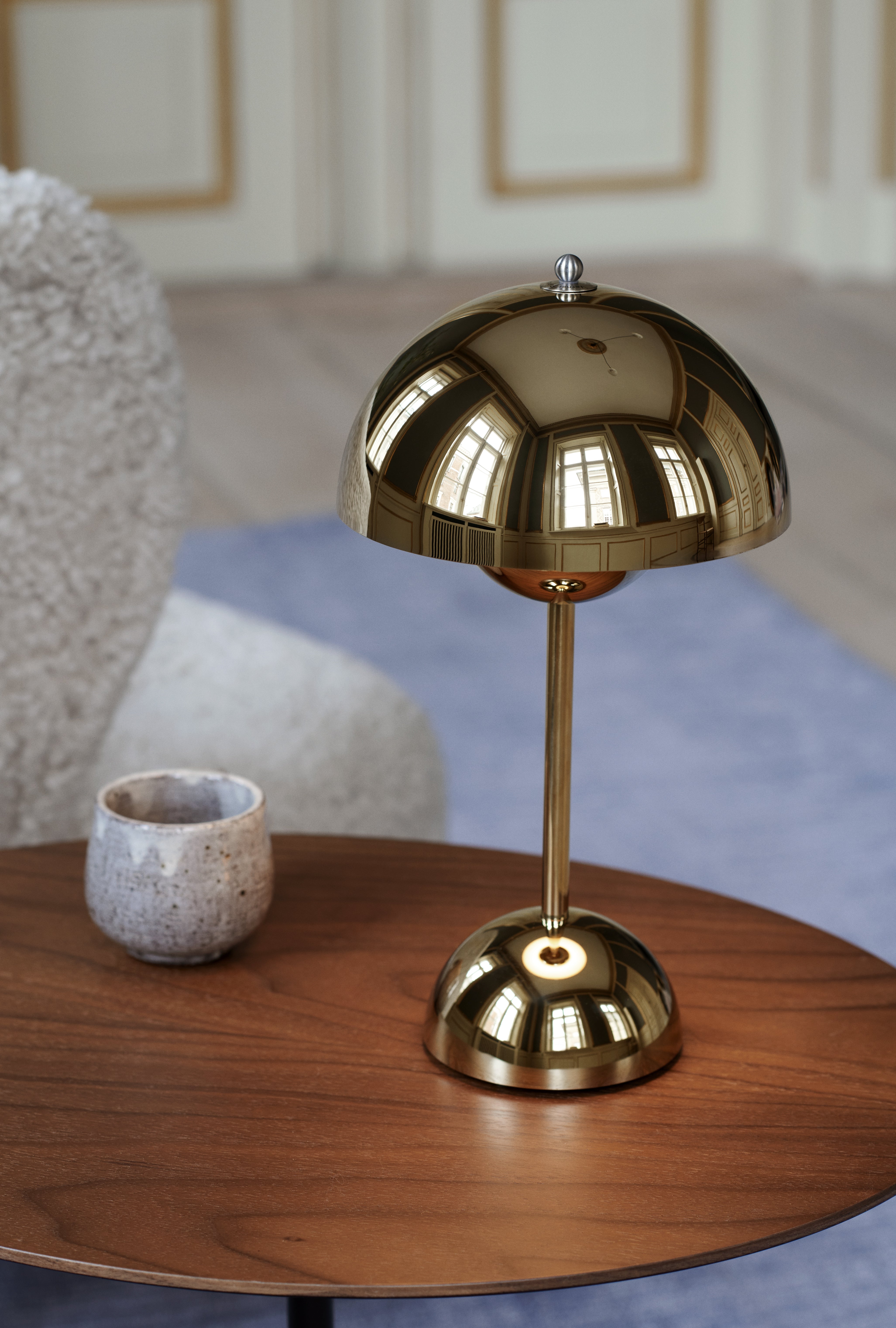 Tragbare Lampe FLOWERPOT VP9 aus Messing