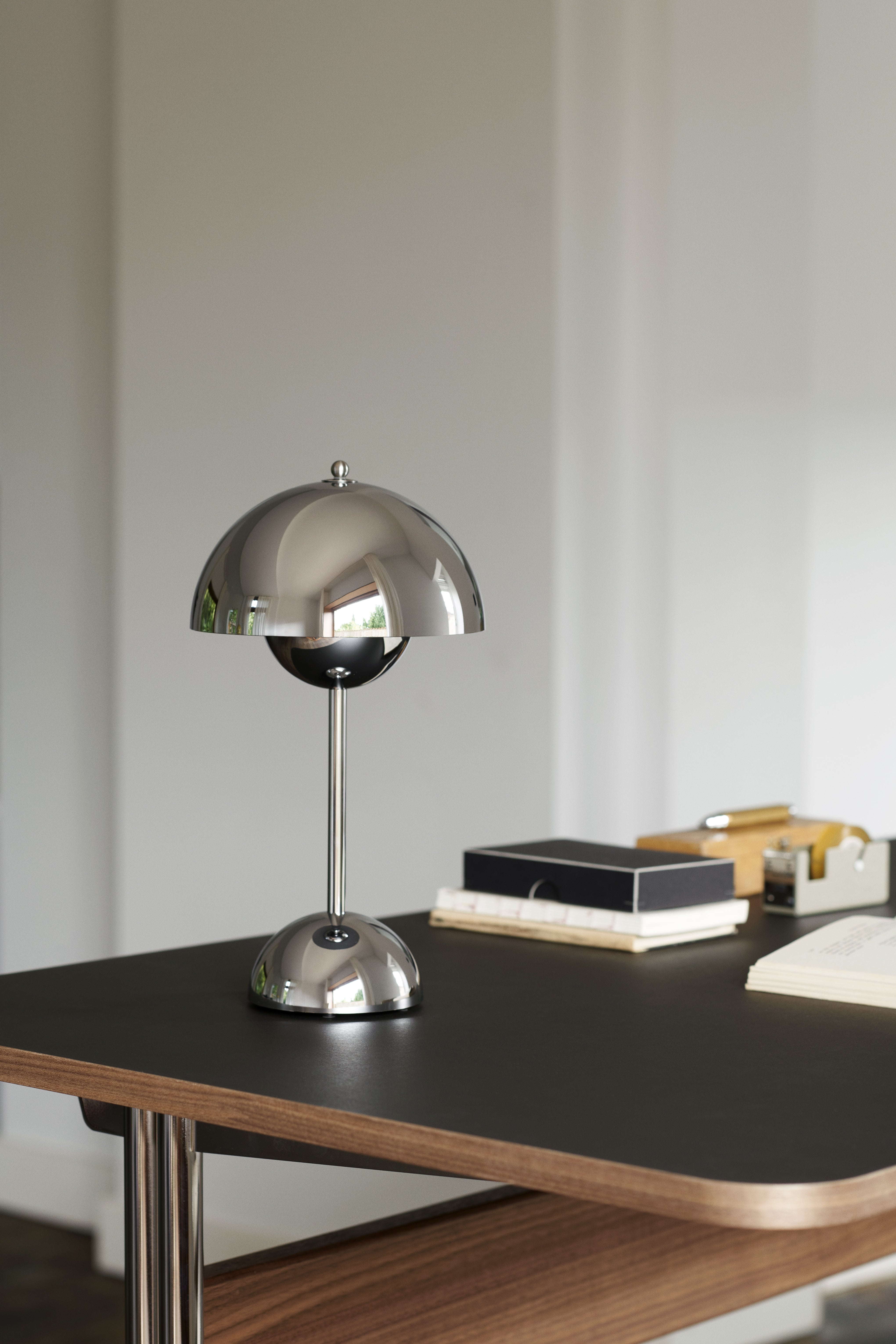 Tragbare Lampe FLOWERPOT VP9 verchromt