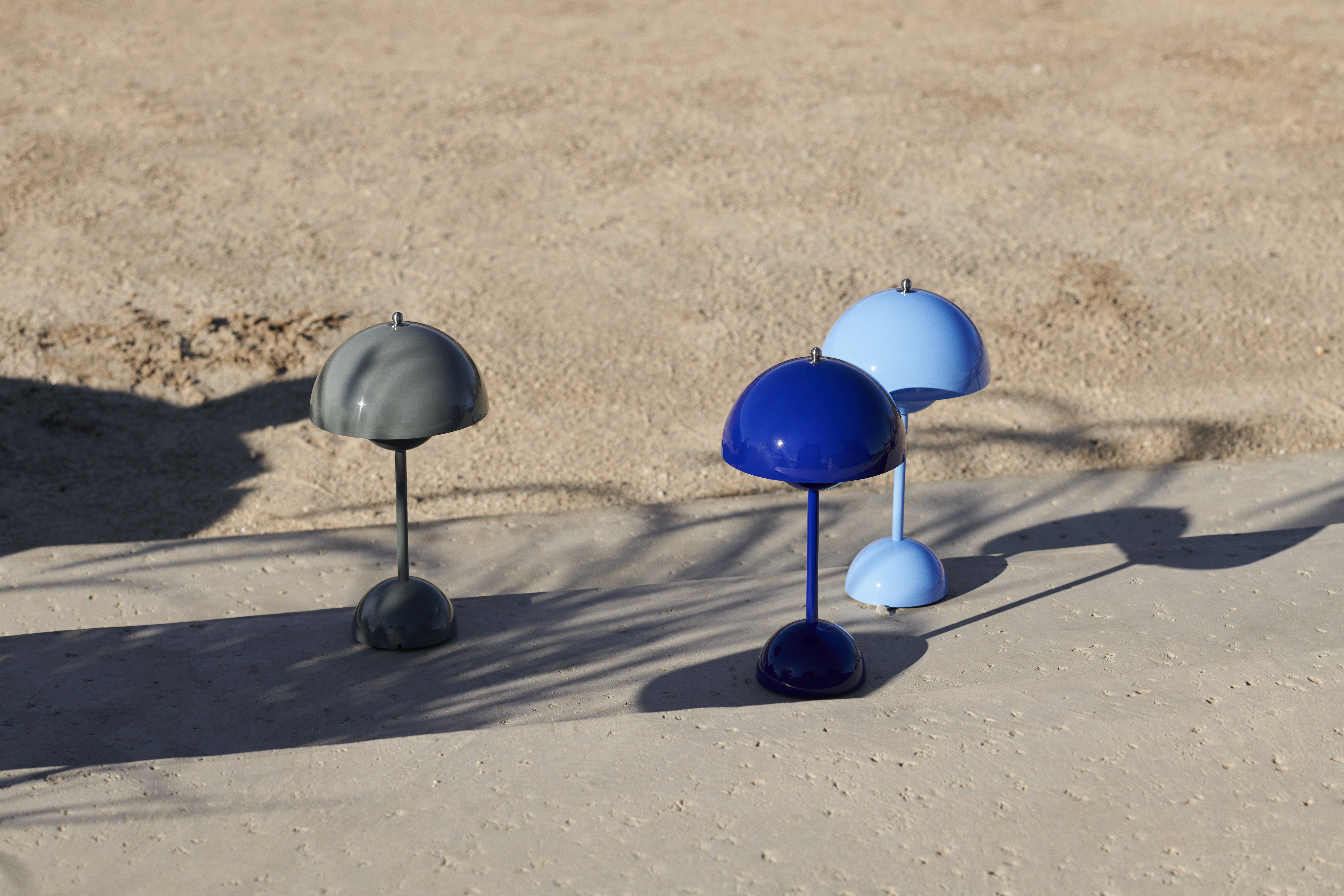 Tragbare Lampe FLOWERPOT VP9 in Kobaltblau