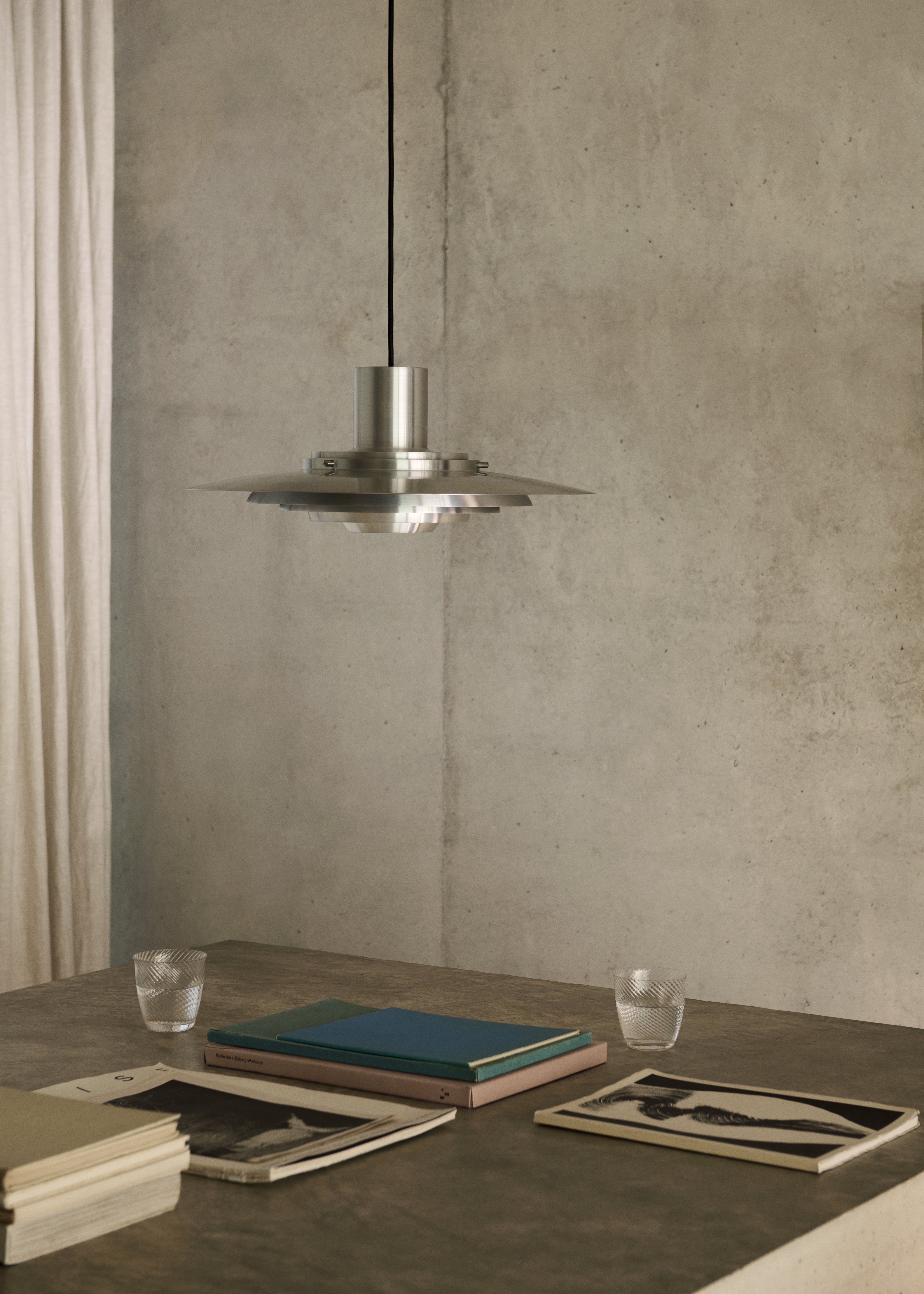 Pendelleuchte P376 Aluminium