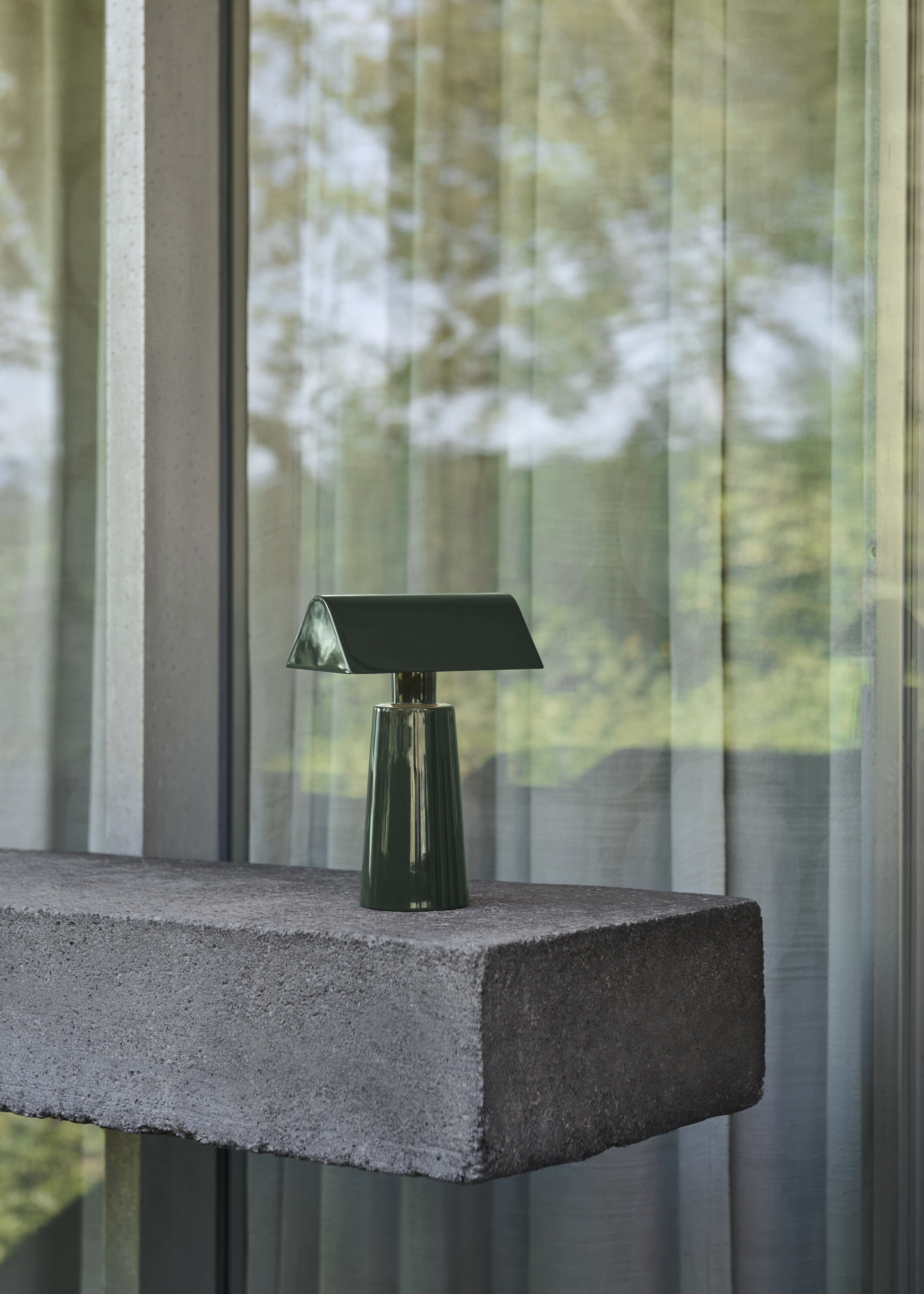 Tragbare Lampe CARET MF1 in Dunkelgrün