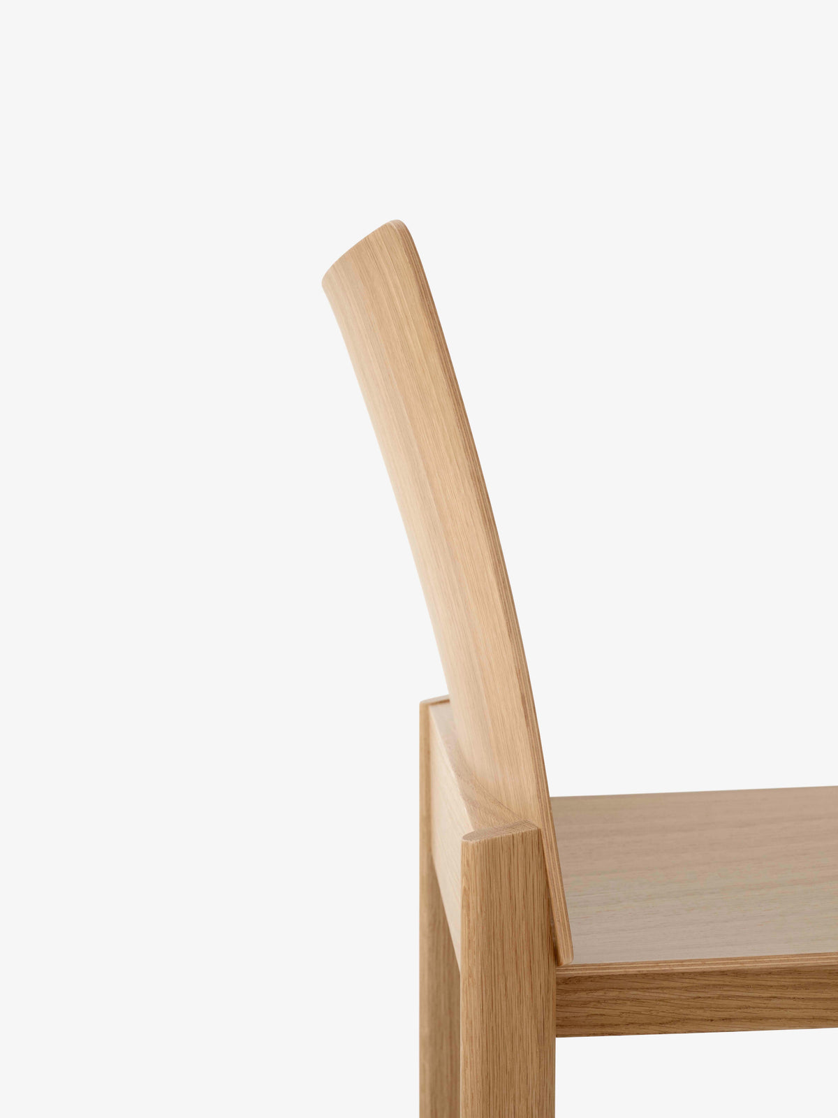 Stuhl ALLWOOD AV35 lackierter Eiche