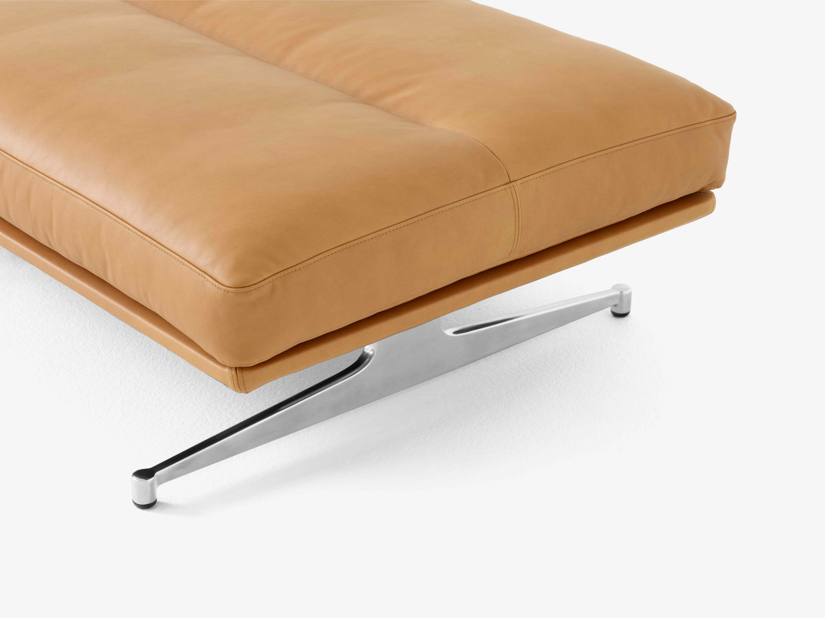 Hocker INLAND AV32 gepolstert mit Aluminiumgestell