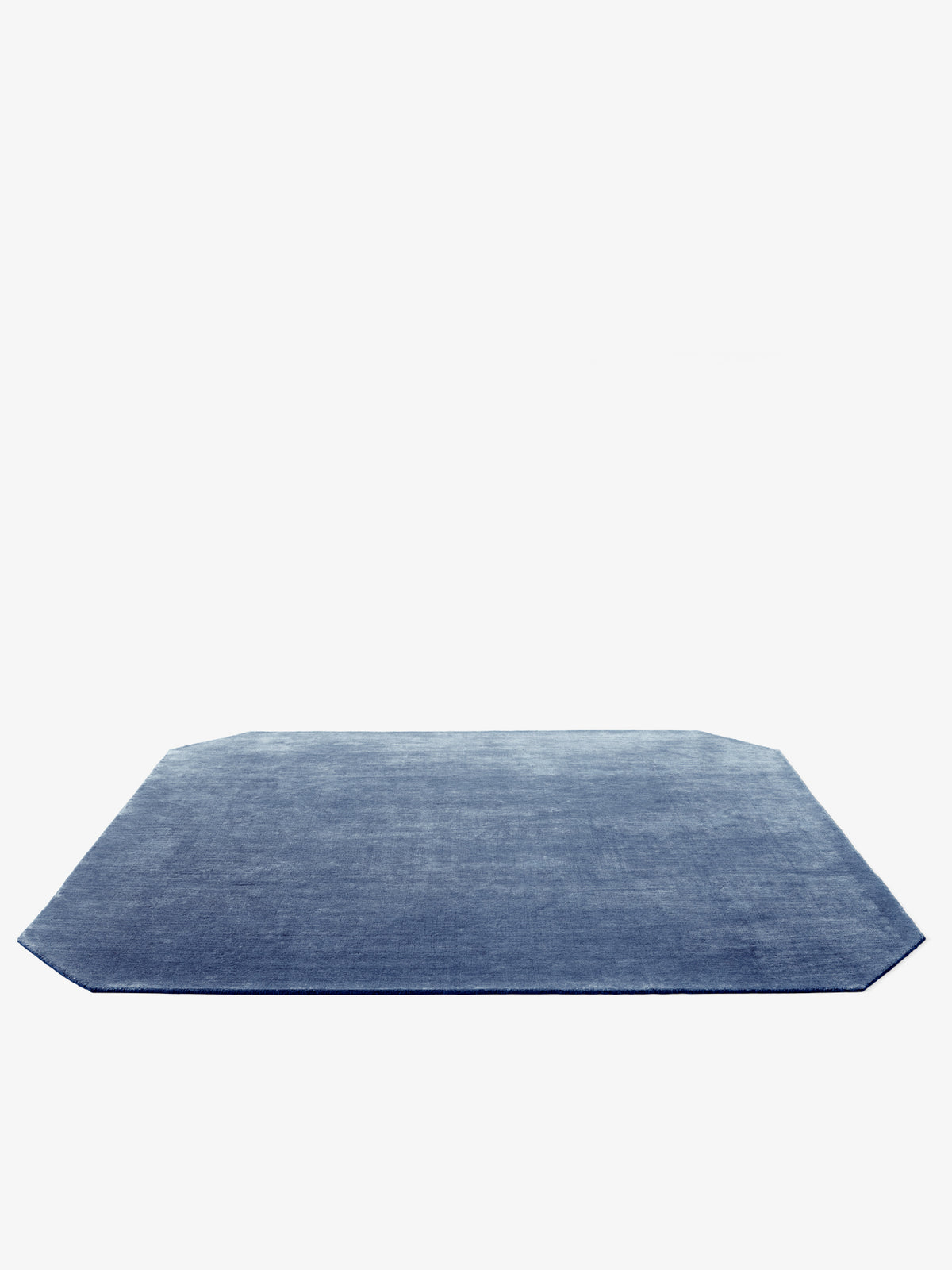 Quadratischer Teppich mit abgerundeten Ecken THE MOOR blau