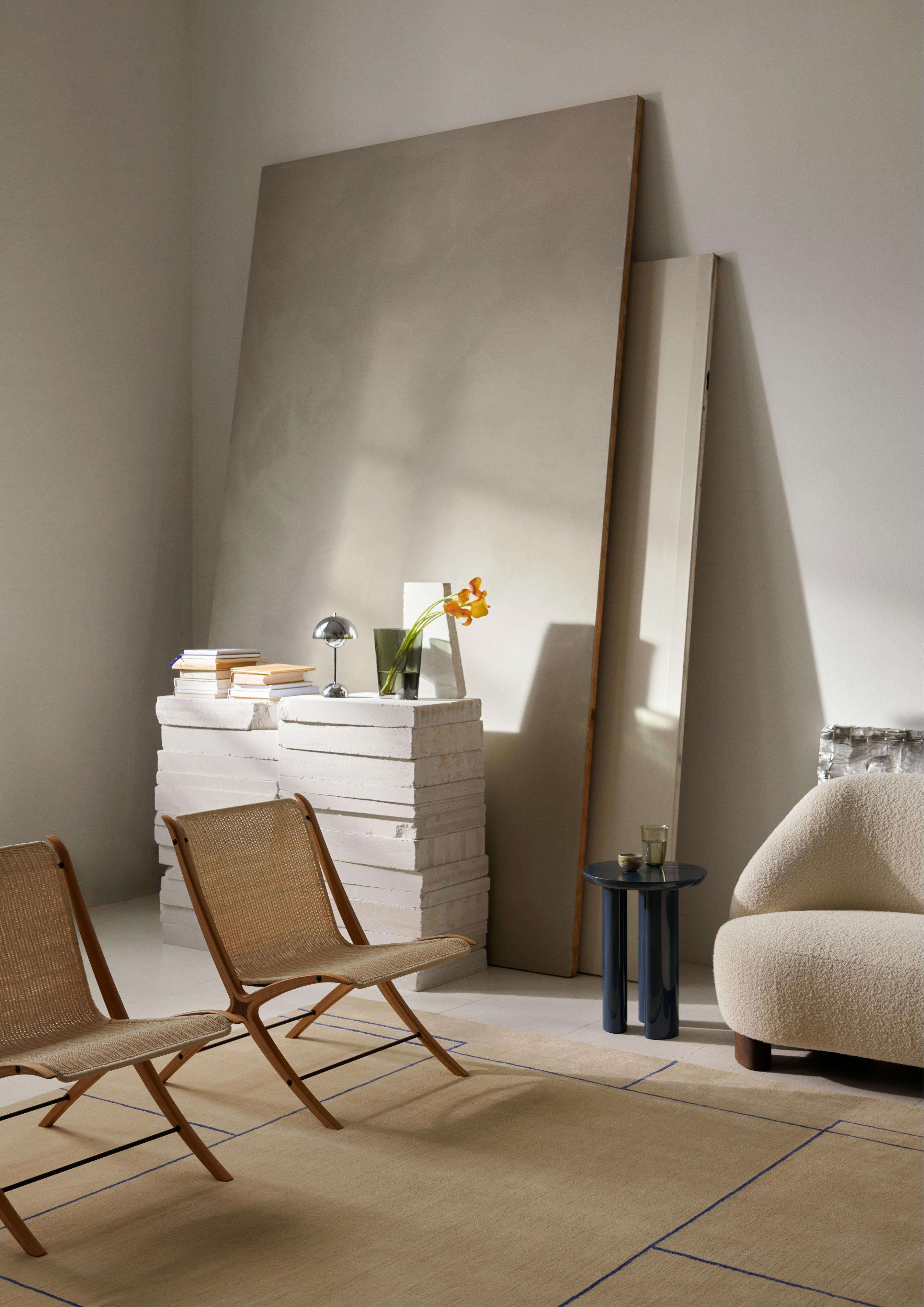 Sessel X HM10 mit Rattansitz und Holzgestell
