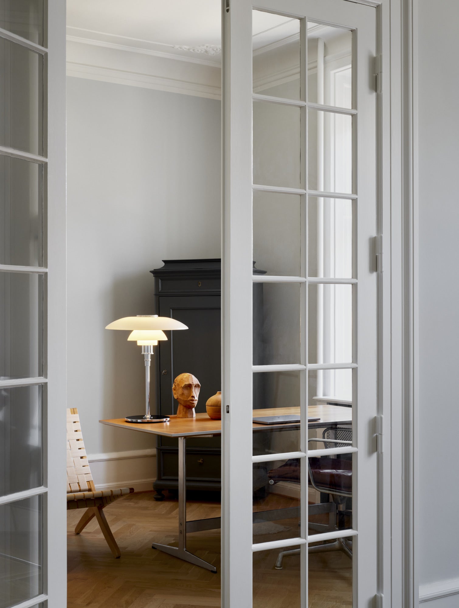 Tischlampe PH 4½-3½ weiß mit verchromtem Fuß