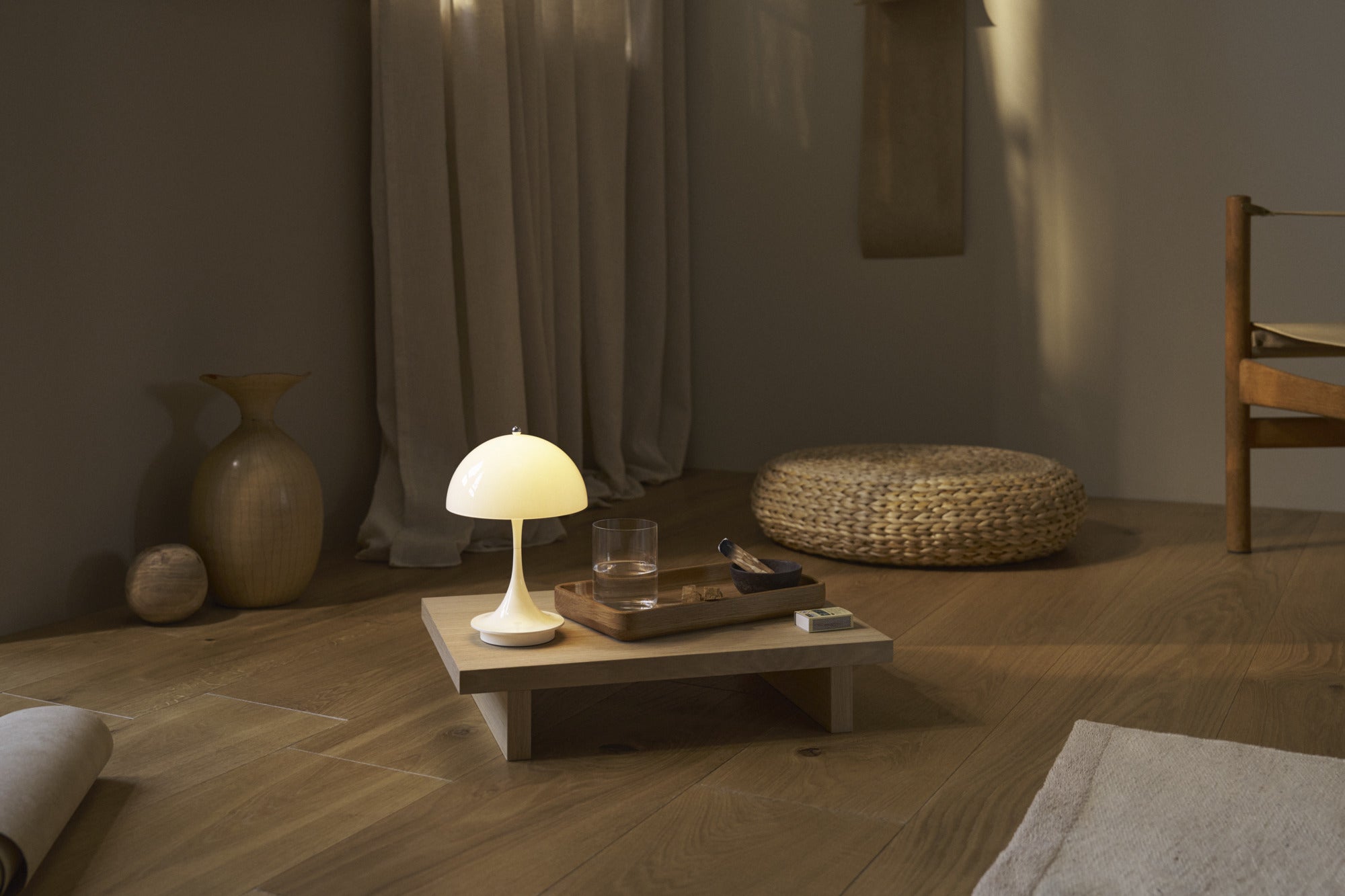 Tragbare Lampe PANTHELLA 250 beige Opal