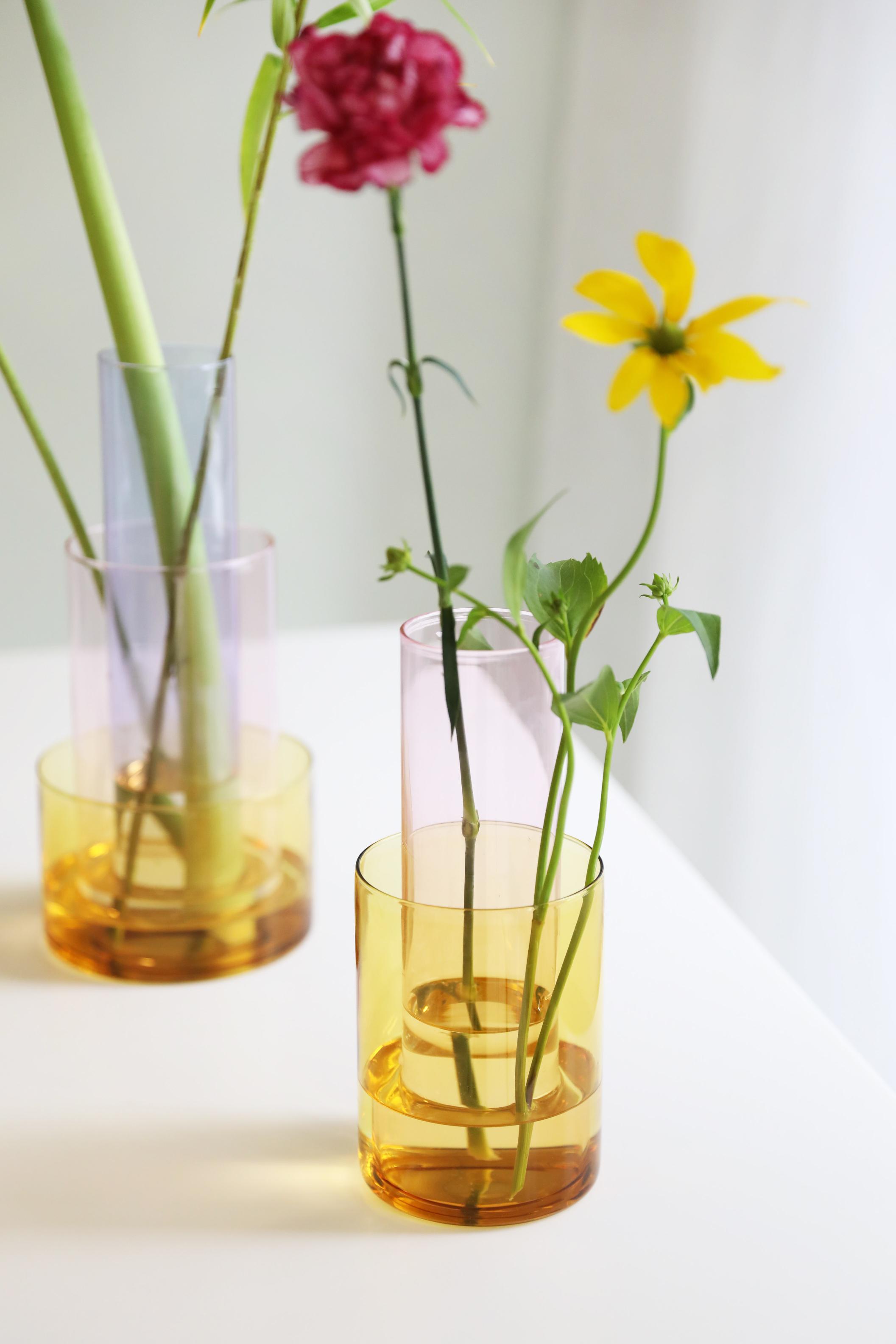 AMPHI vase pink with yellow