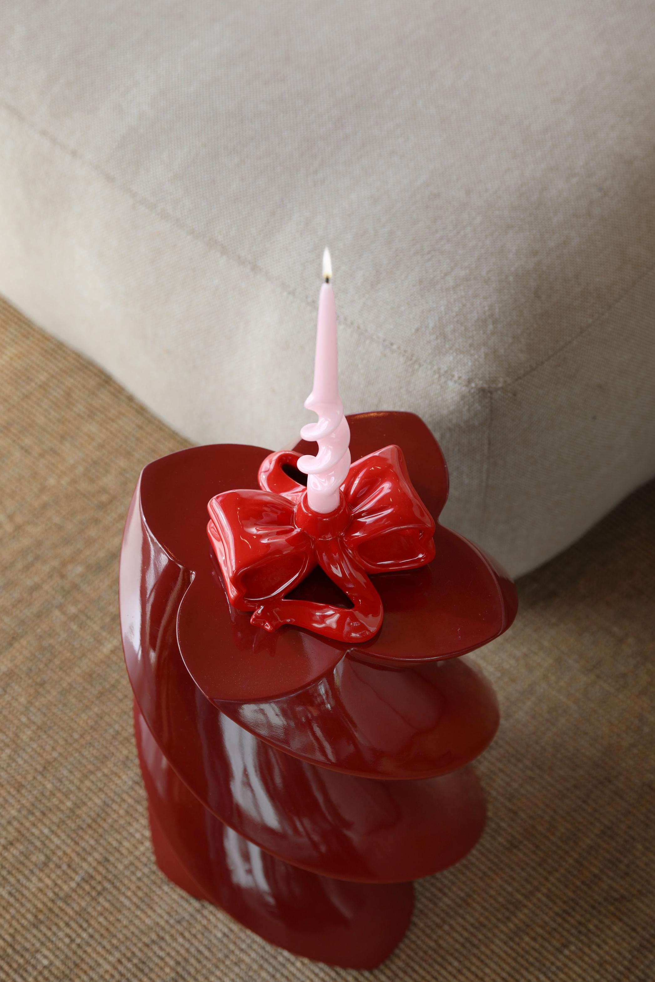 MARSHMALLOW side table in burgundy