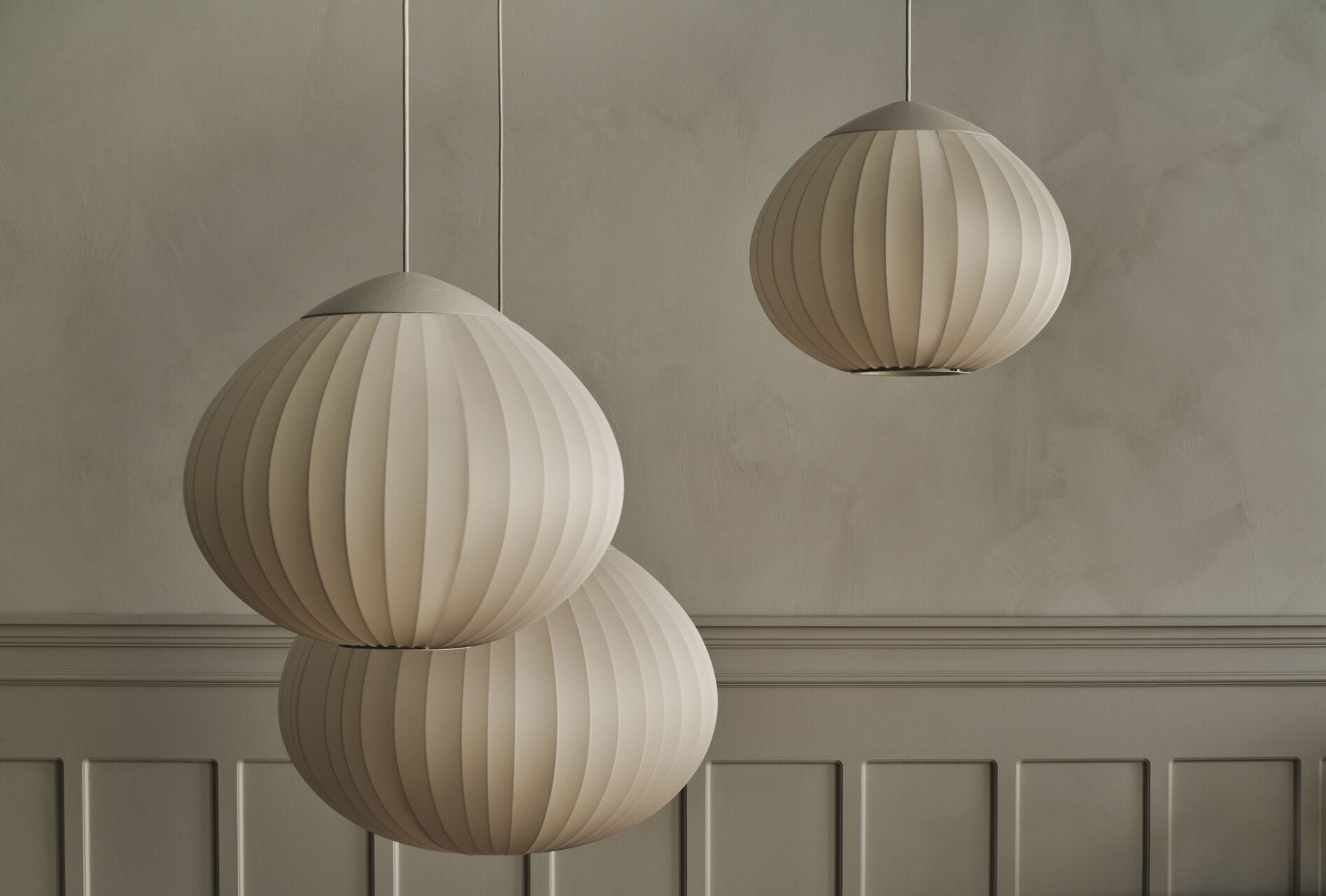 Acorn Beige Ribbon Hanging Lampe