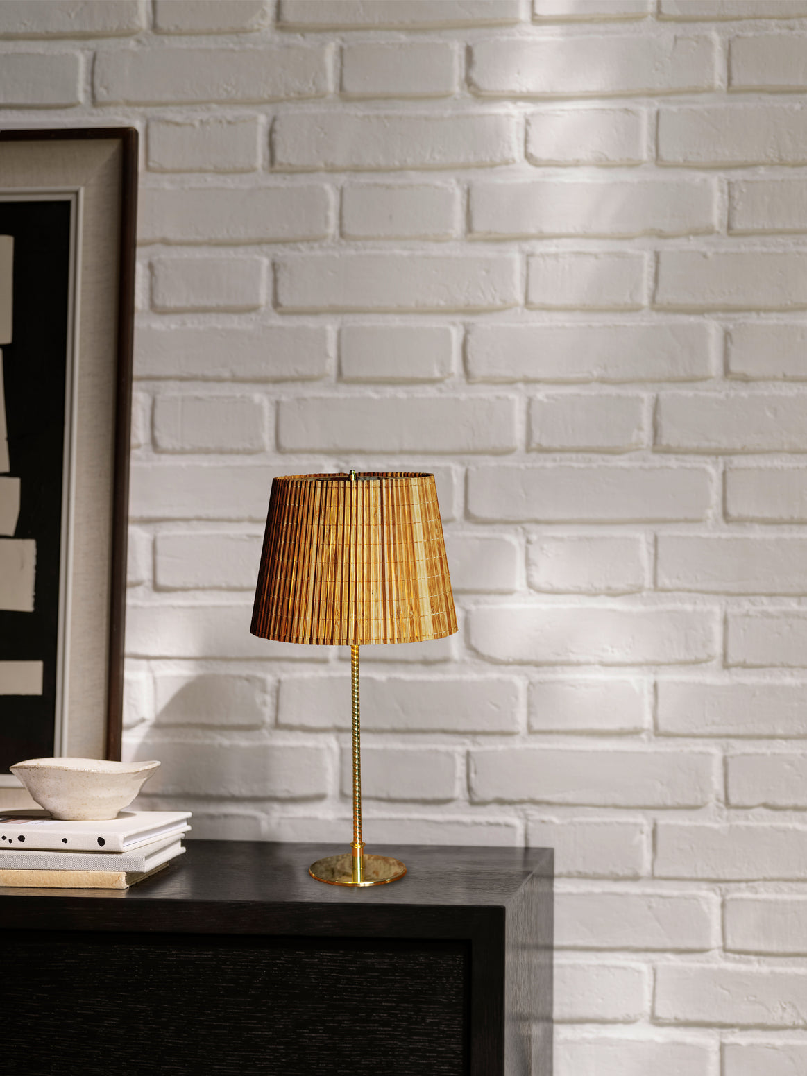 Table lamp 9205 with bamboo shade and golden base