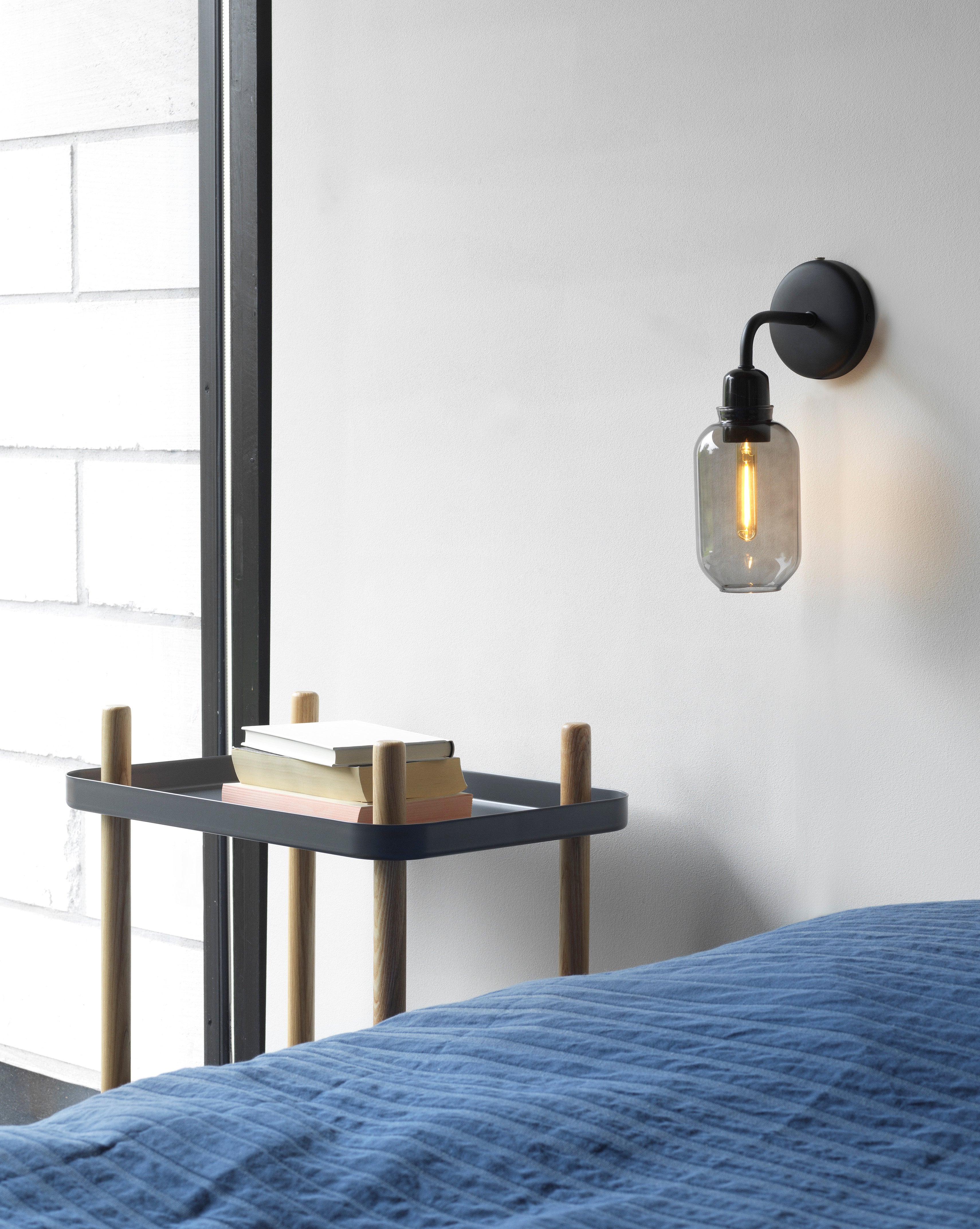 AMP Wandleuchte Rauchglas mit schwarzem Marmor