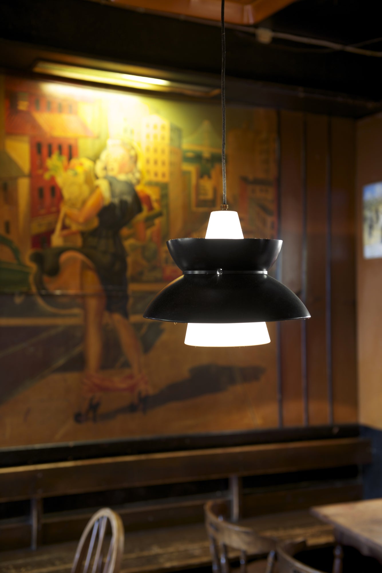 Pendelleuchte DOO-WOP weiß mit dunkelgrauem Finish