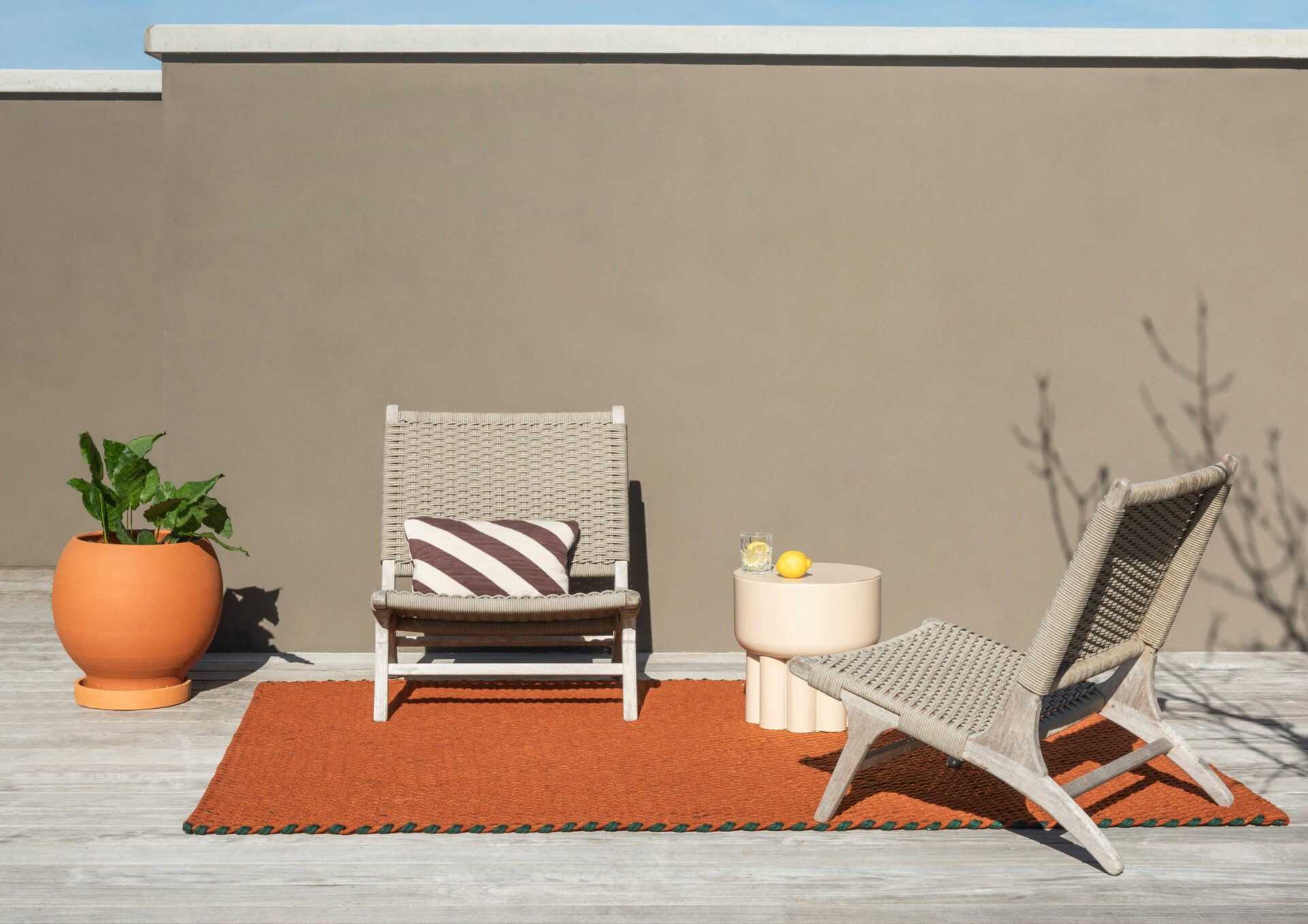 Orange-green lace external rug