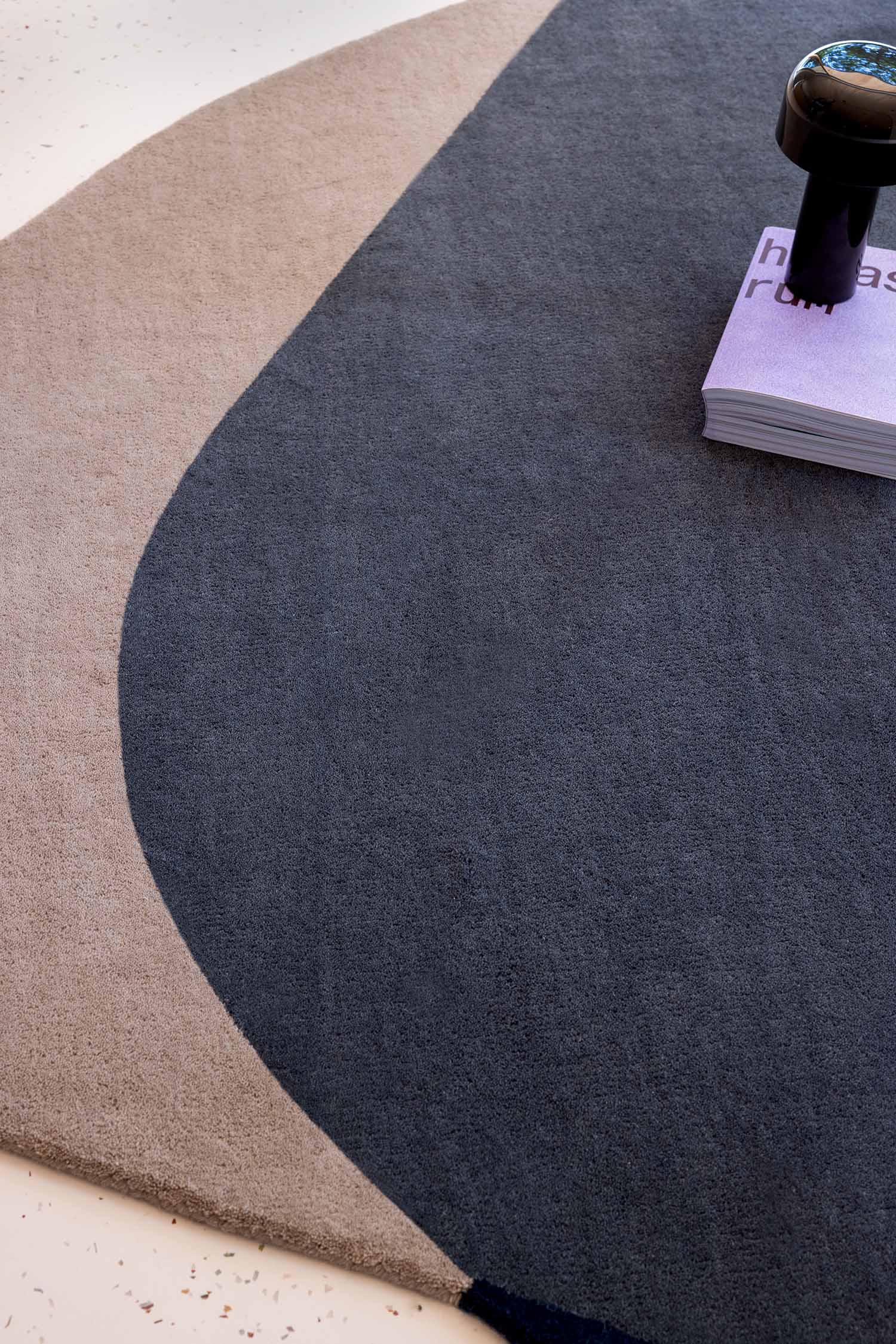 ARP Element Carpet Gray with navy blue