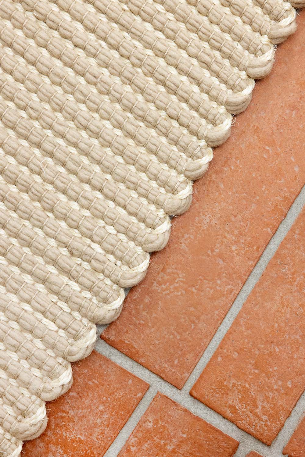 Creamy Frame rug