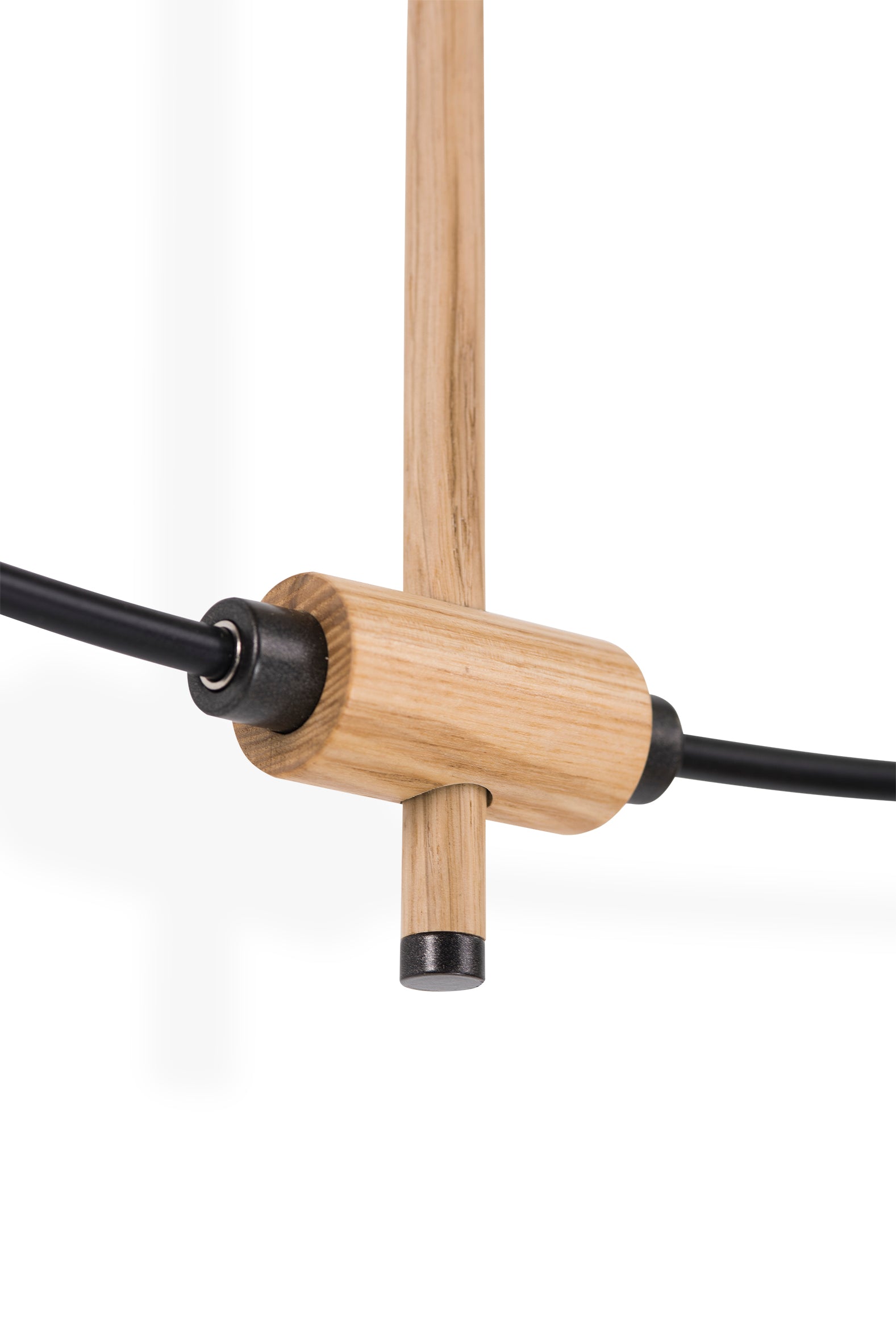 Wanduhr BILBAO PREMIUM aus Eichenholz mit Schwarz