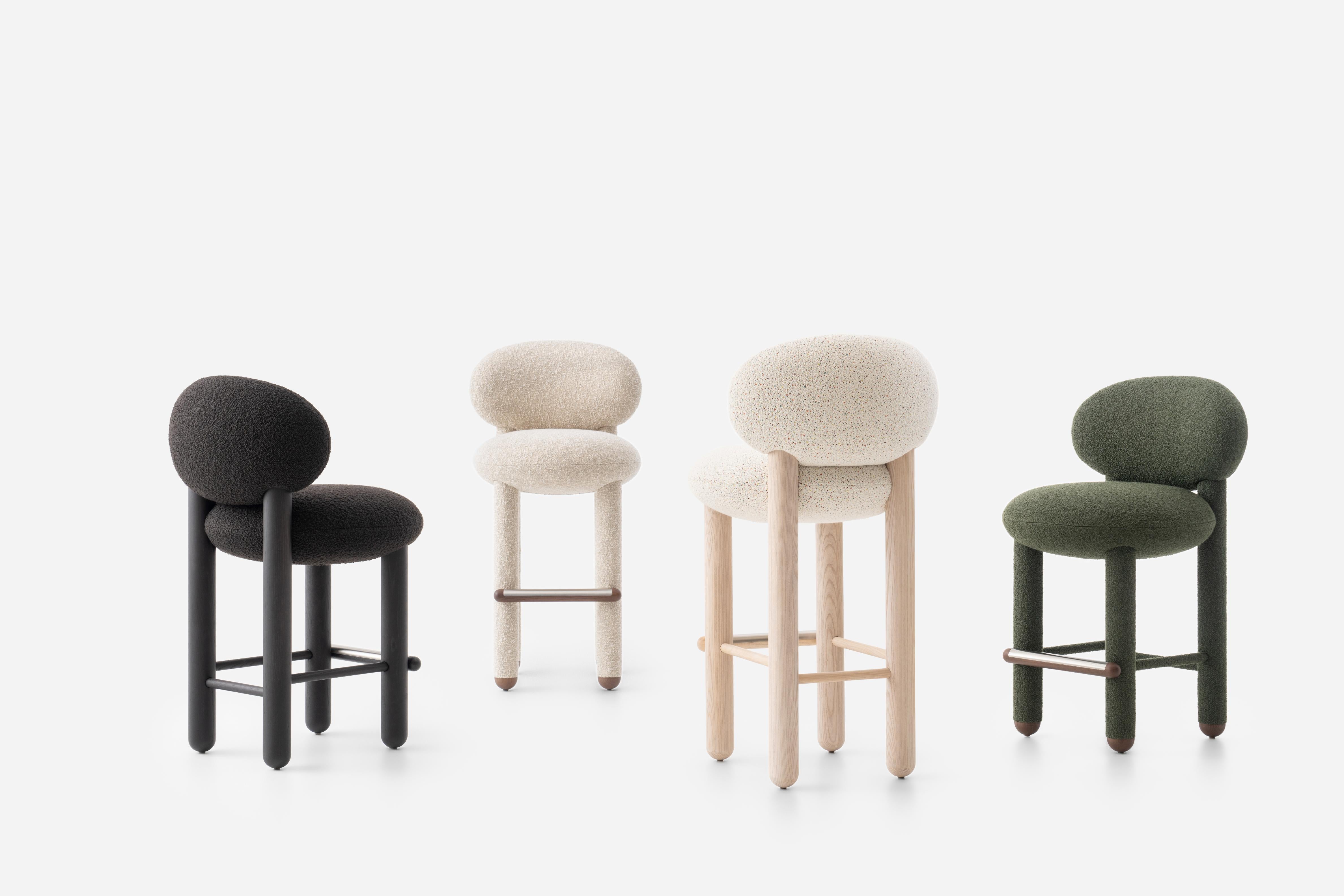 Barhocker FLOCK CS2 gepolstert mit Holzgestell