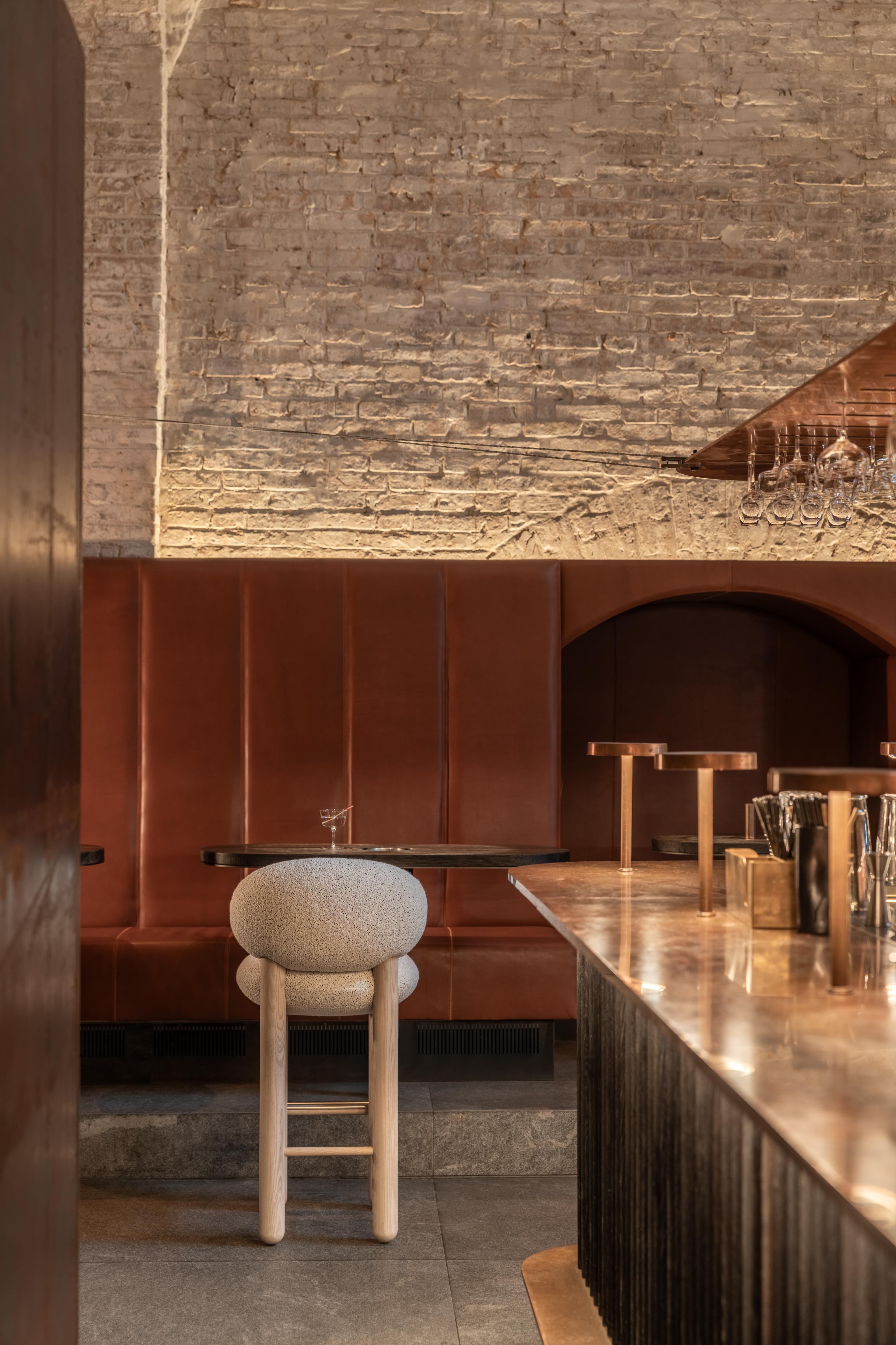 Barhocker FLOCK CS2 gepolstert mit Holzgestell