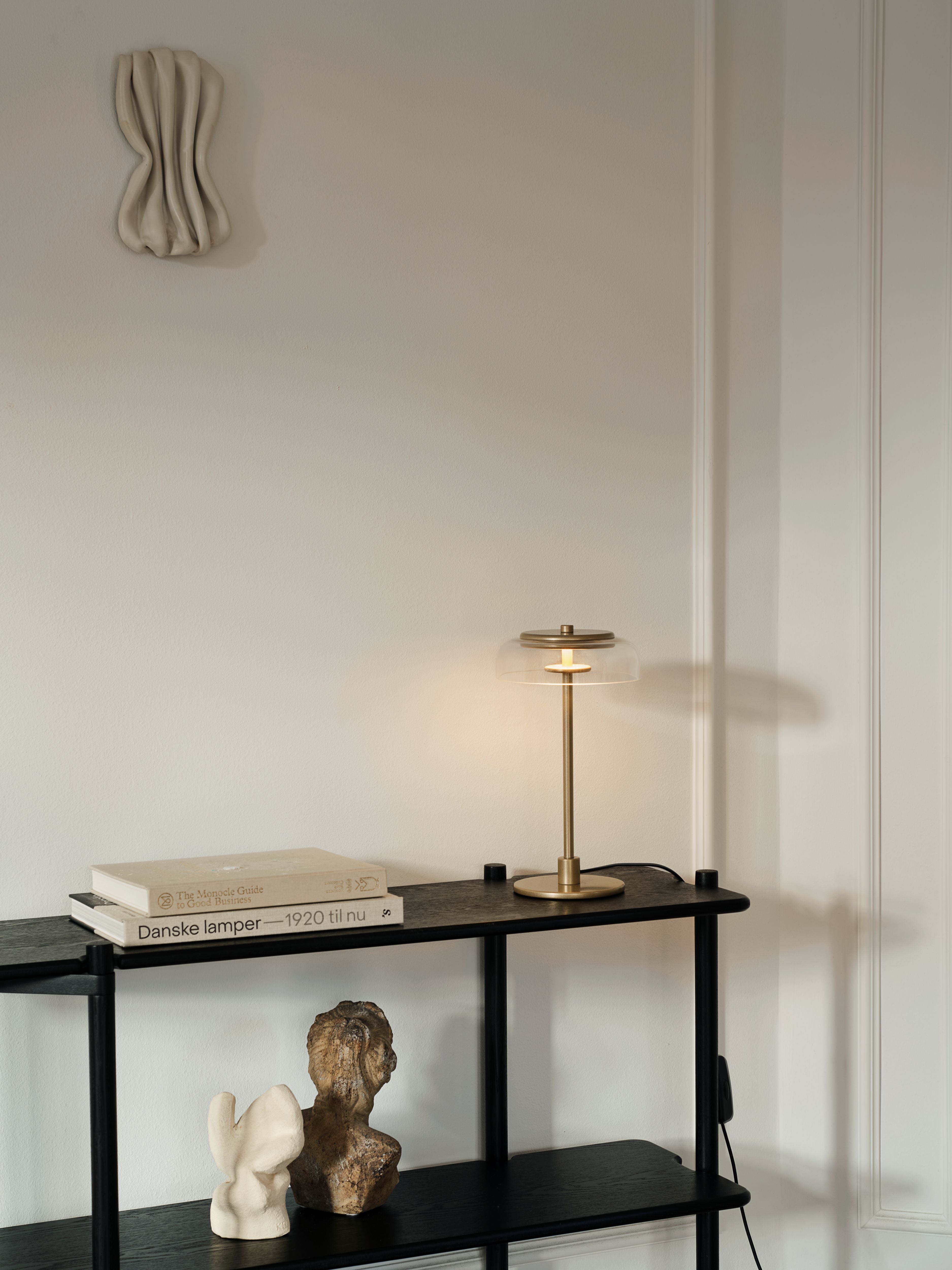 Tischlampe BLOSSI in Gold mit transparentem Glas
