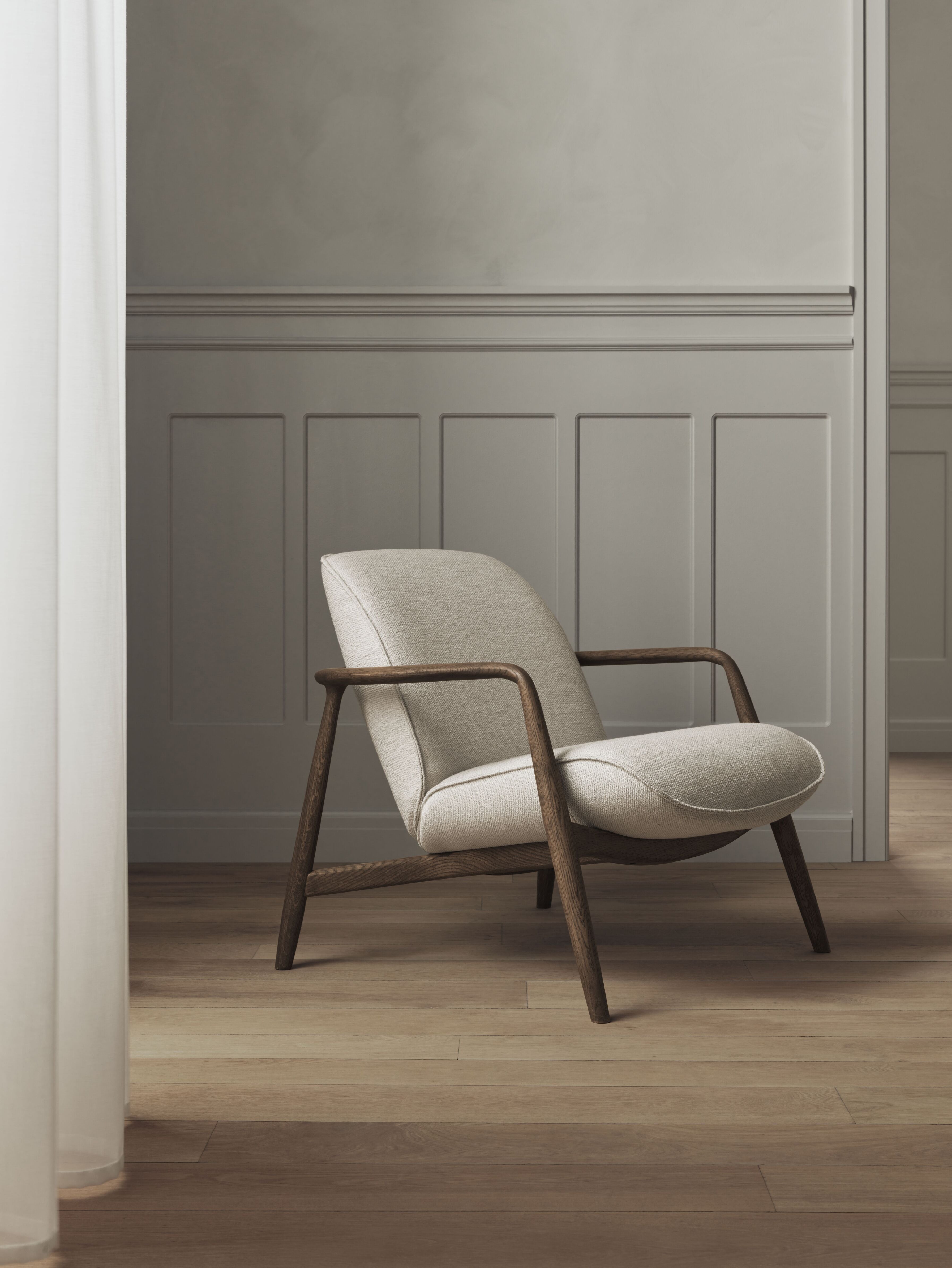 Bowie armchair base made of bleached oak wood