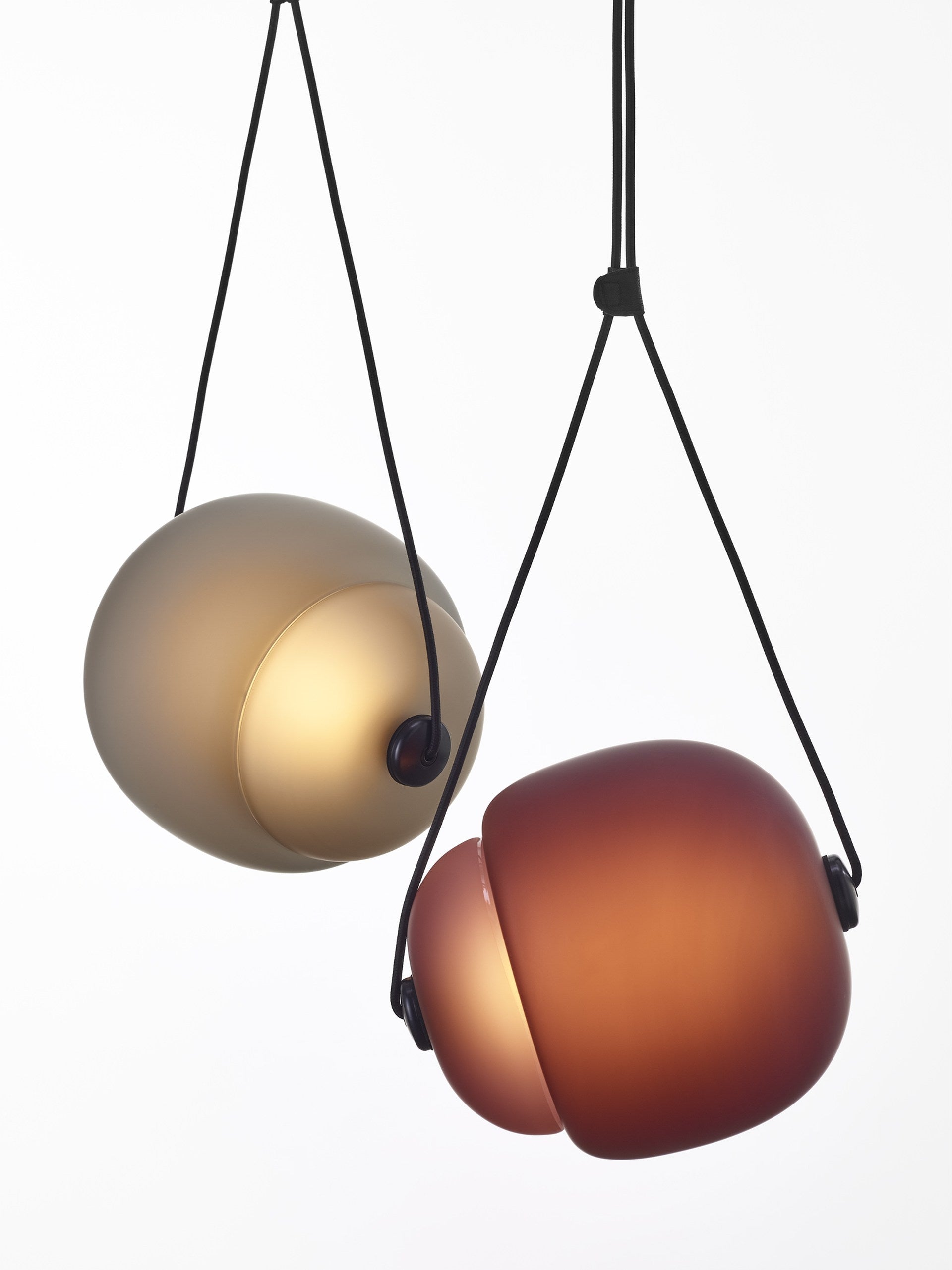 Capsula hanging lamp - Singles Outdoor Matte glass