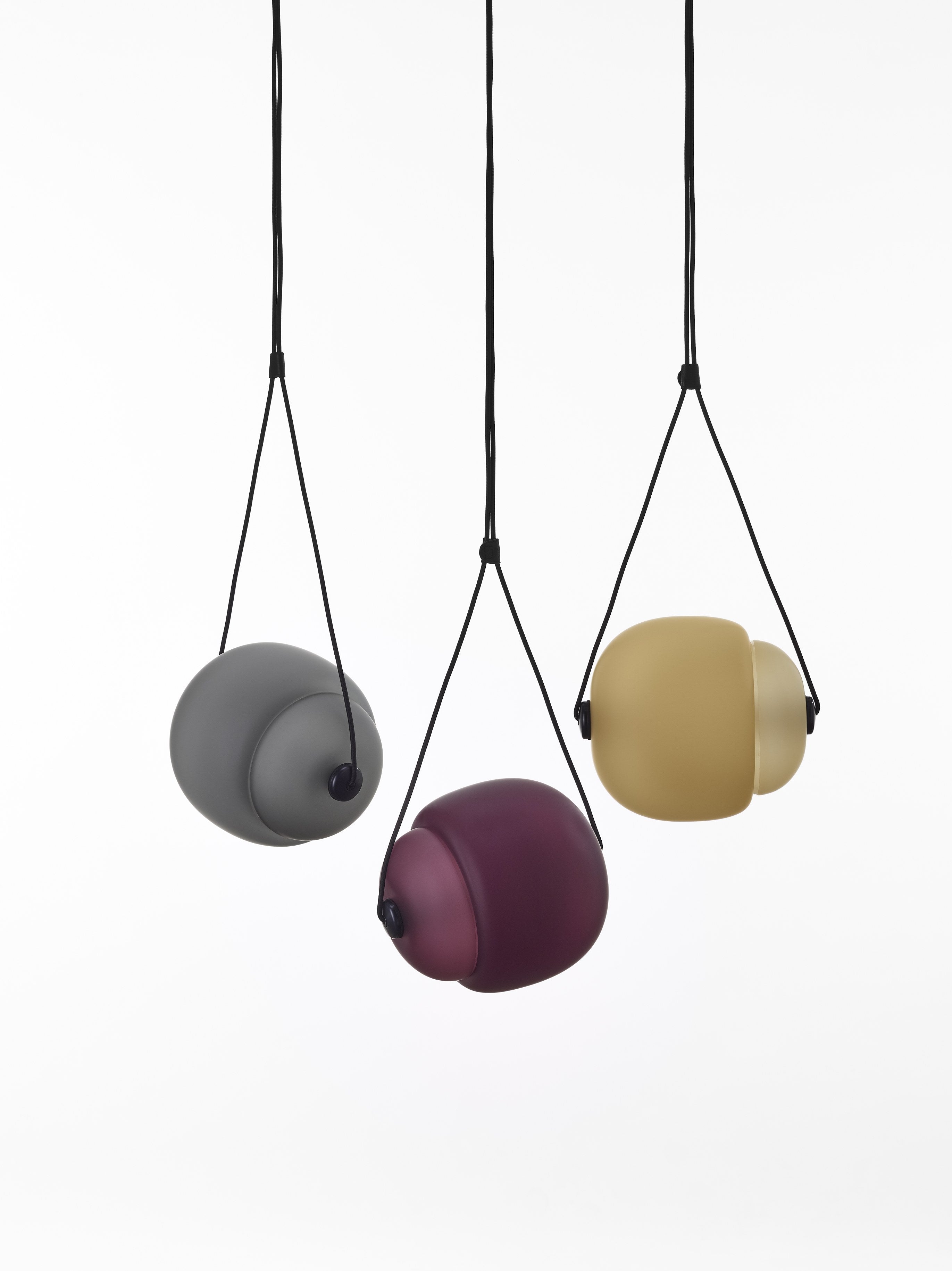 Capsula hanging lamp - Singles Outdoor Matte glass