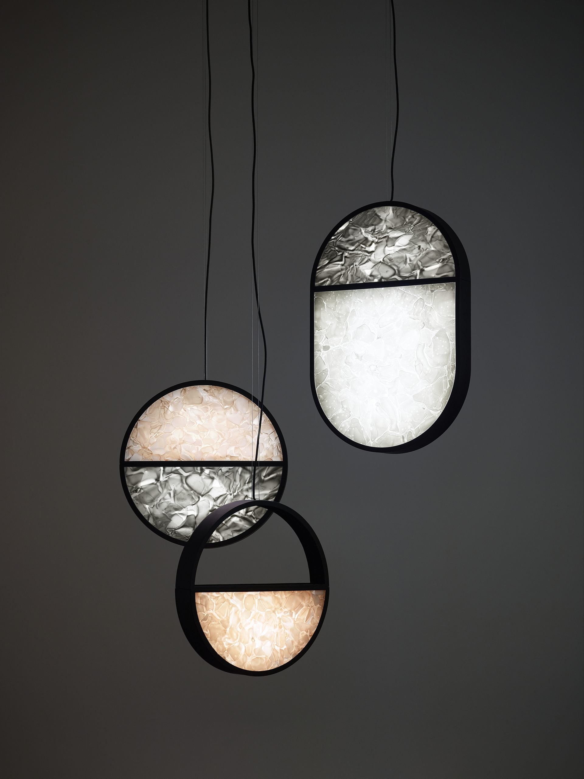 Hängende Lampe Geometrische ovale 1/3 Glas glänzende Brokisglass