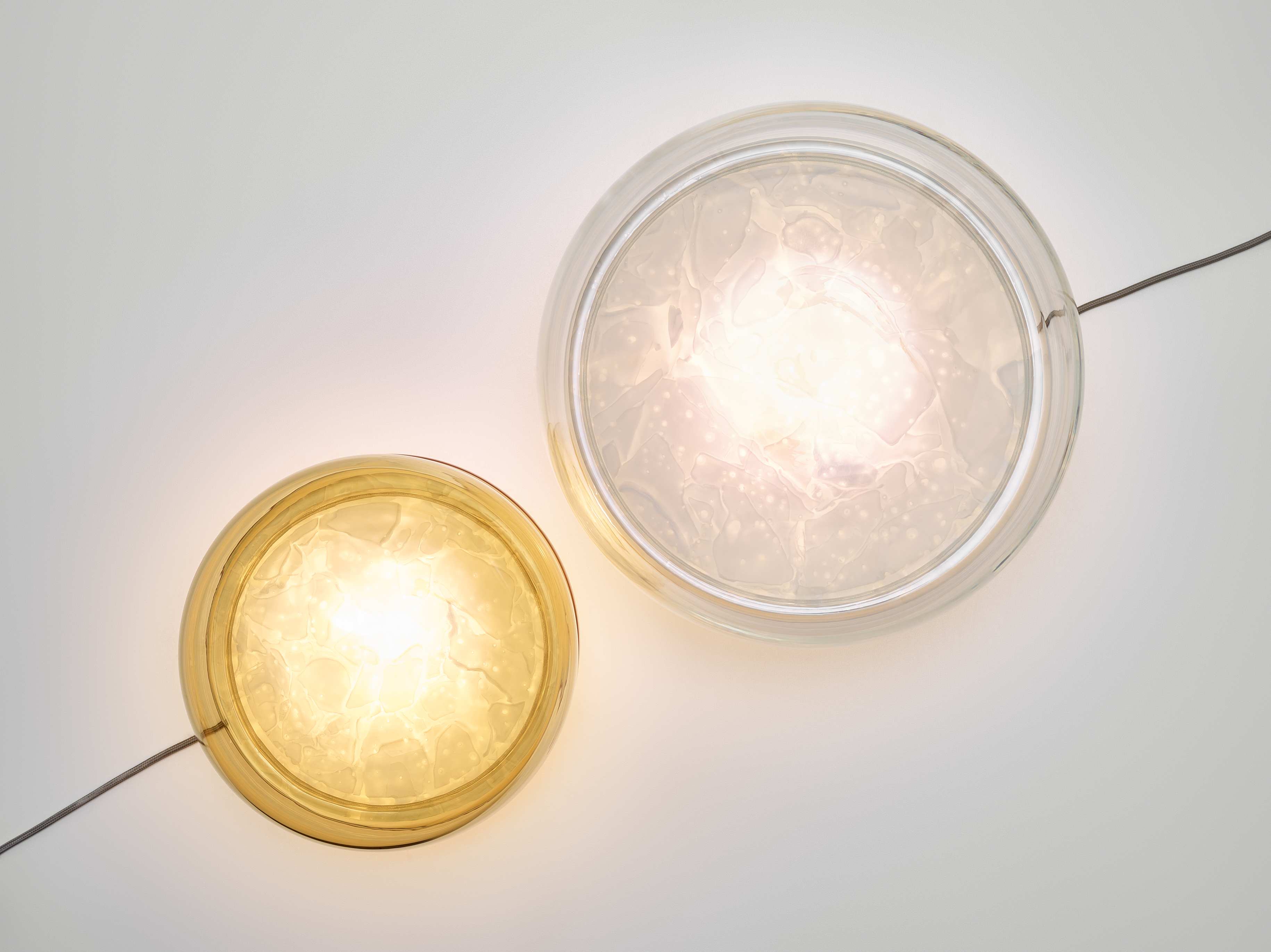 Makkaron -Mini -Tischlampe aufblasbares Glas mit Onyx