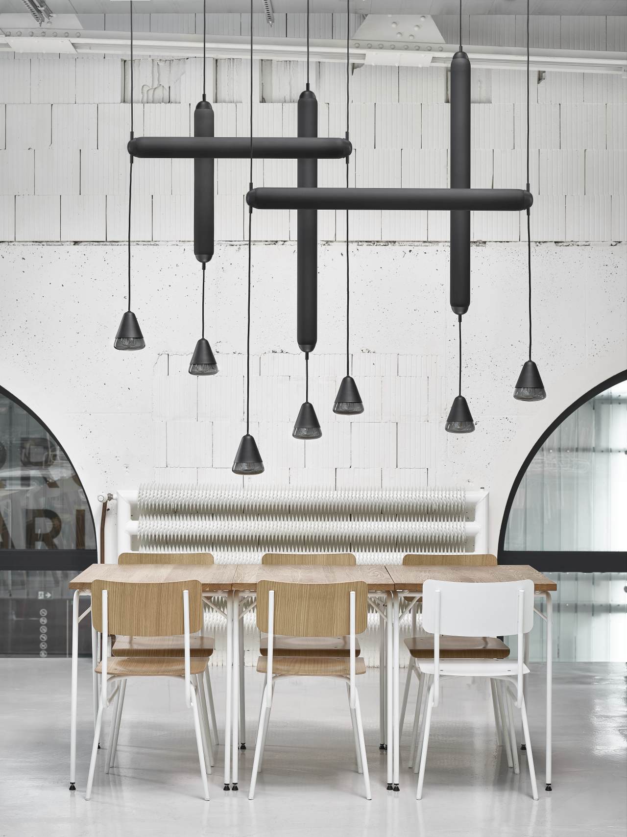 Puro Single Hanging Lamp - vertikales Mattglas