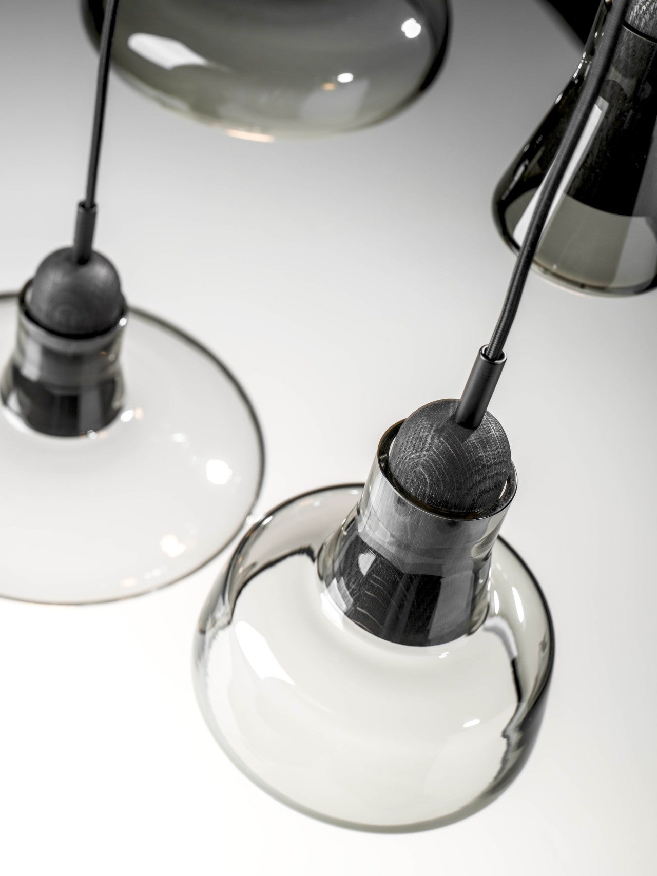 Schatten Hanging Lampe - Ring glänzendes Glas setzen