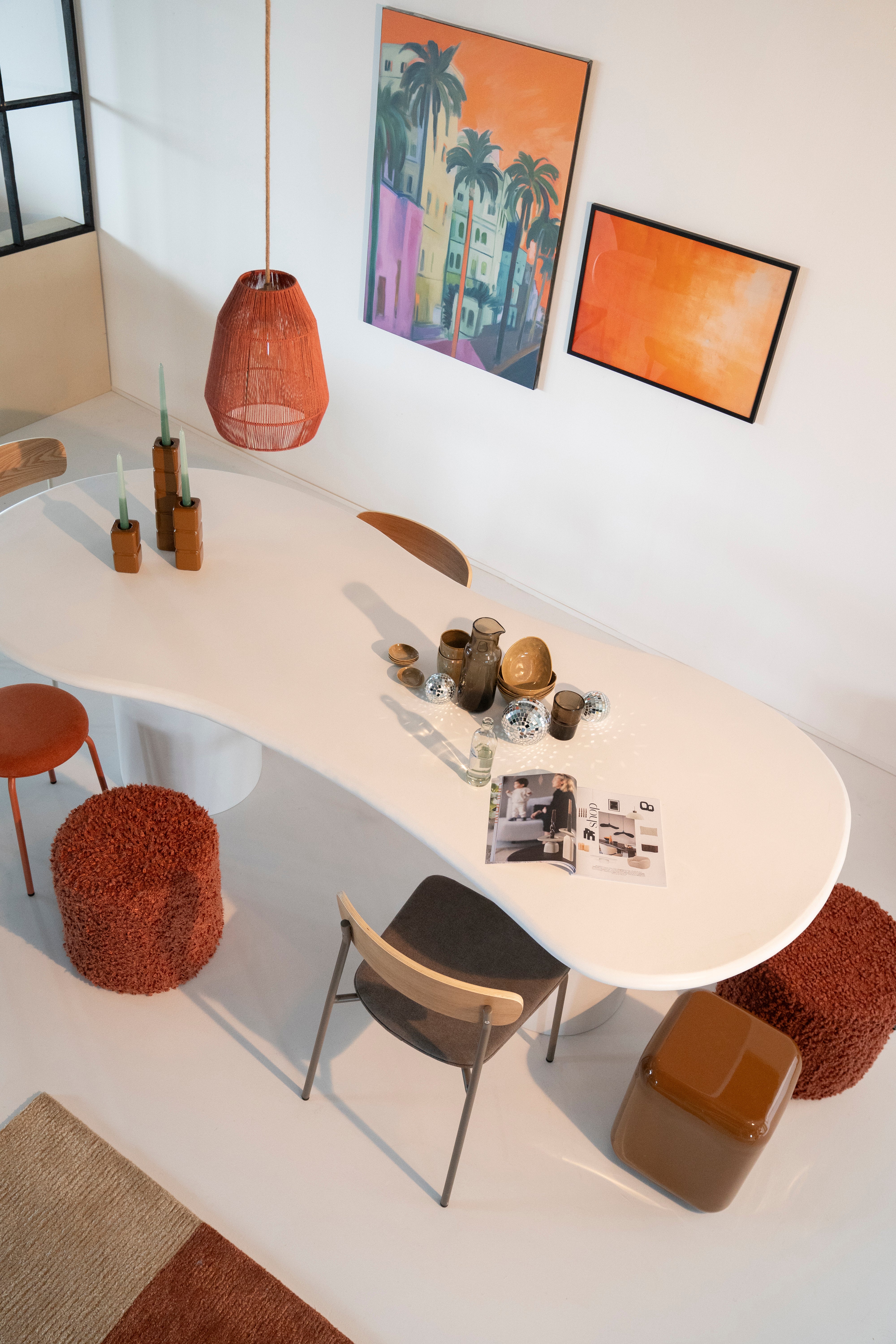 SEKI white table