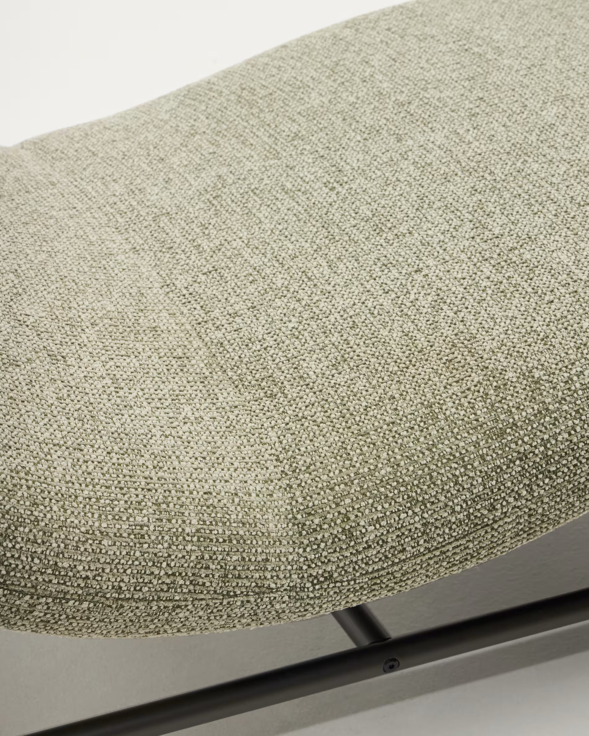 OSLA Light Green Chaise Longue with Black Base