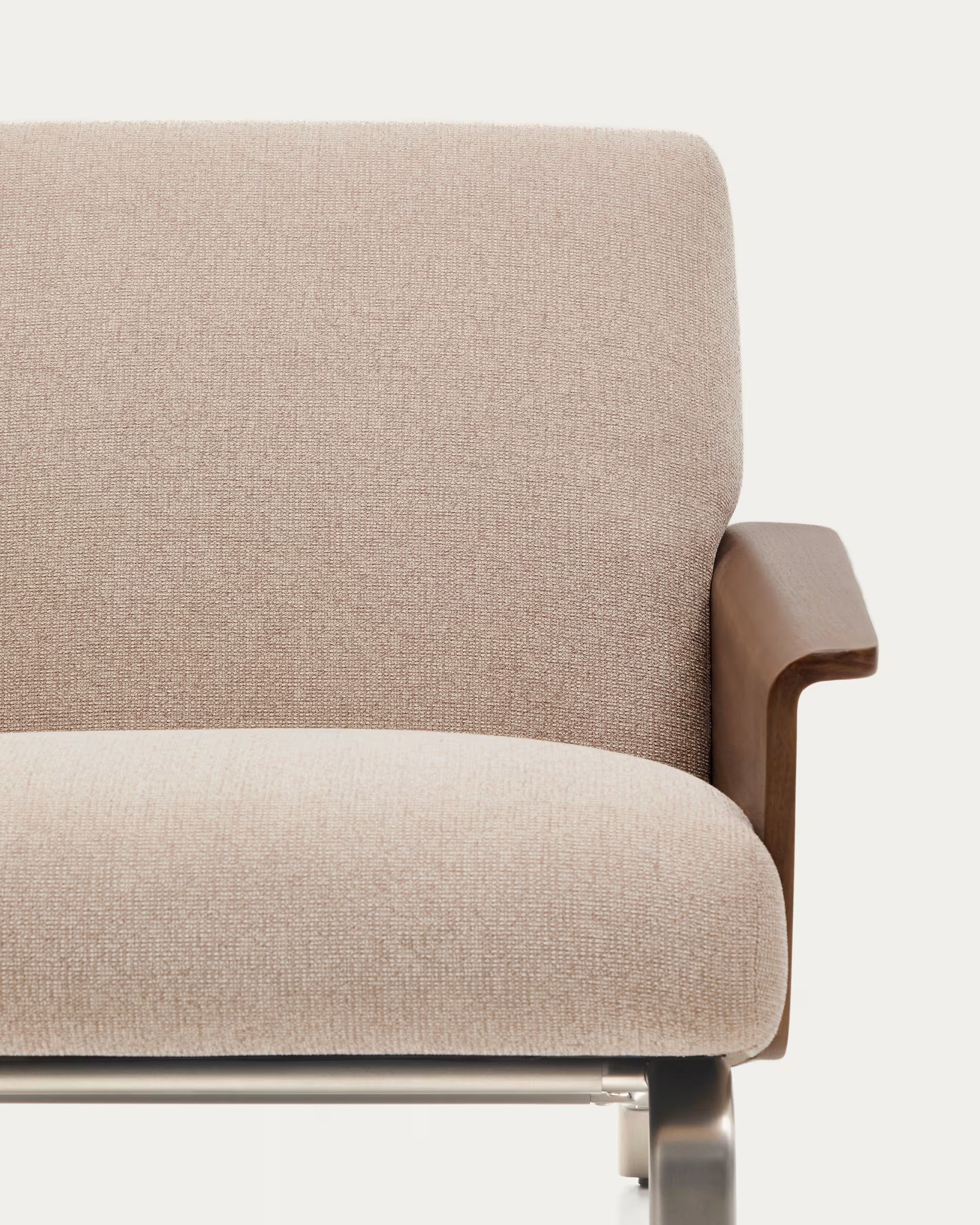 AMSEN armchair in light brown with walnut plywood and steel base