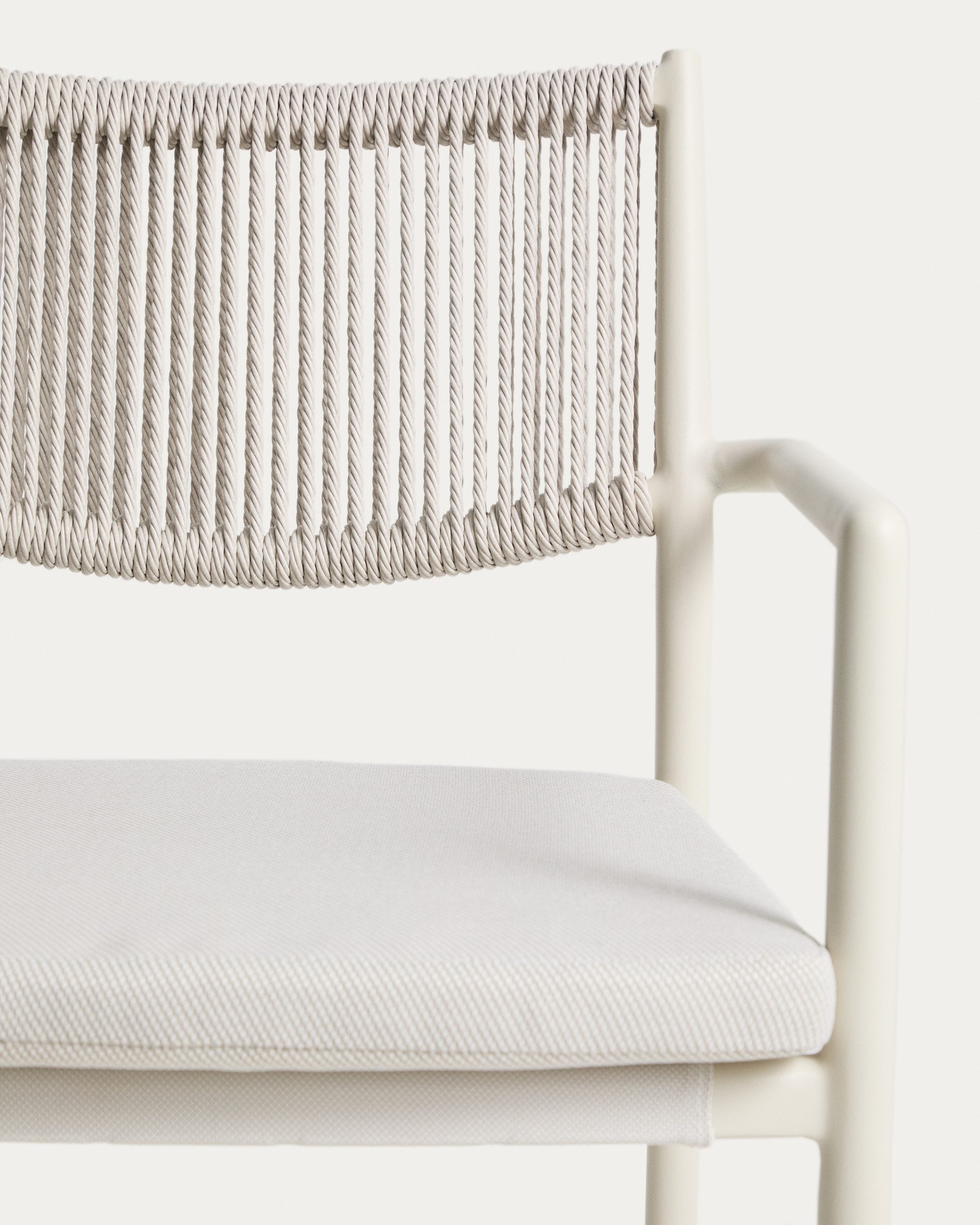 ARGASI ecru garden chair