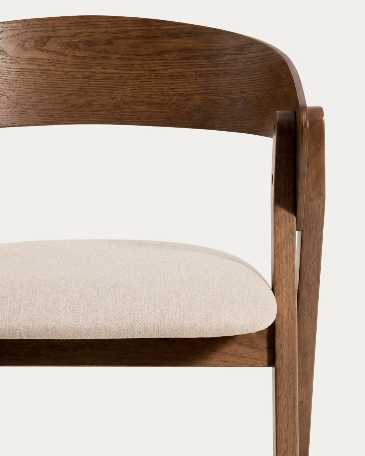 Barhocker GODIA in beigem Chenille mit dunkler furnierter Eichenbasis