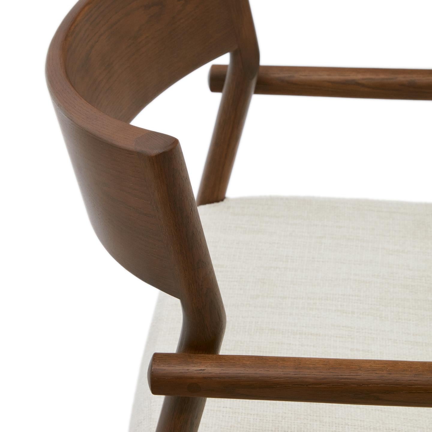FALCONERA Stuhl beige Chenille mit dunklem Eichengestell